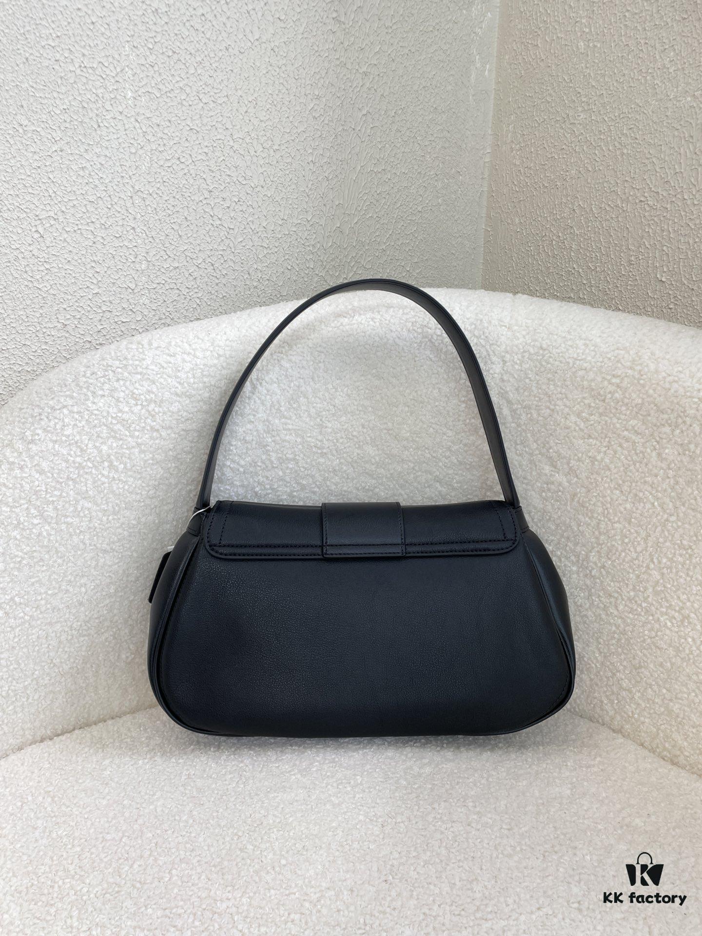 CELINE Spring/Summer New Arrival POLLY Bag