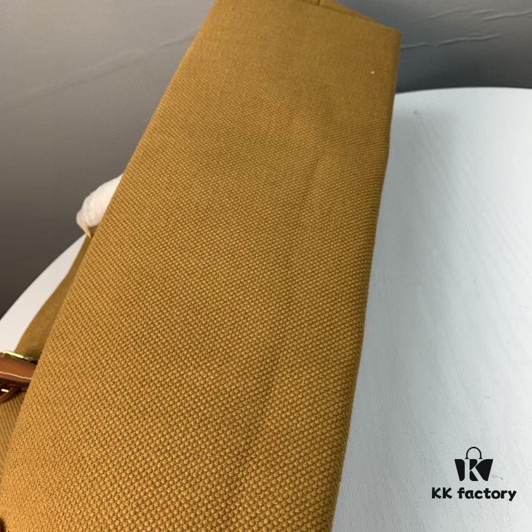 New Arrival 🔅 CABAS CELINE Canvas and Calfskin Crossbody Bag