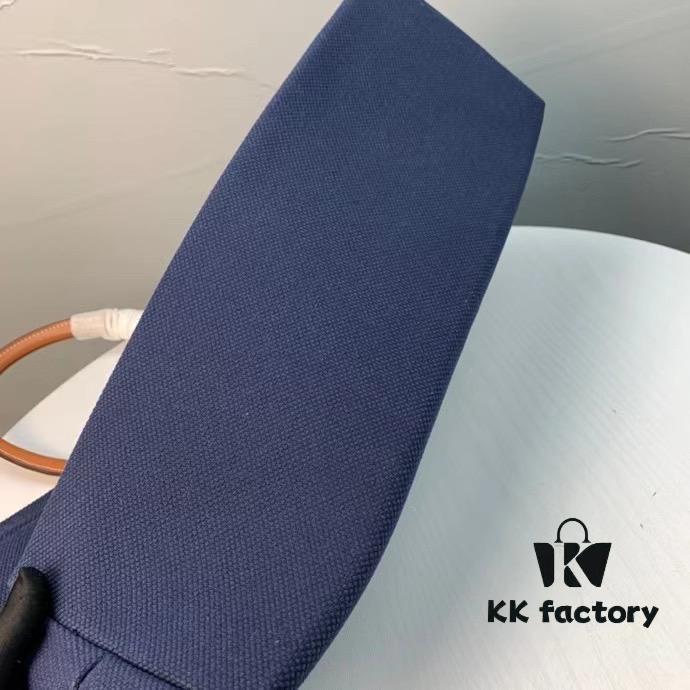 New Arrival 🔅 CABAS CELINE Canvas and Calfskin Crossbody Bag