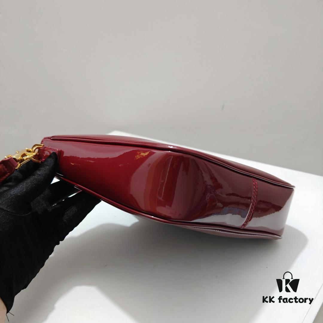 Genuine Leather In Stock, Celine 2025 New Arrival 16 Soft Handbag