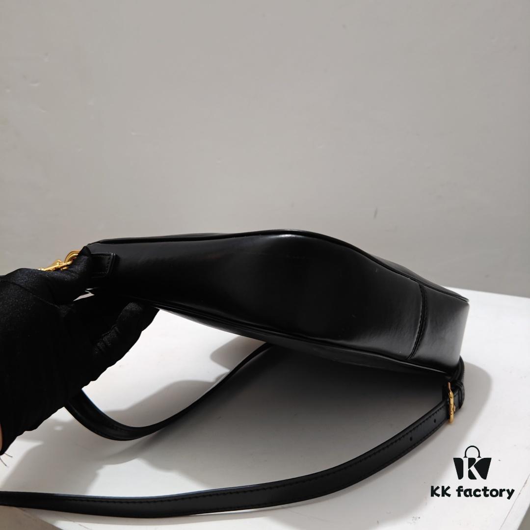 Genuine Leather In Stock, Celine 16 Soft Handbag 2025 New Arrival