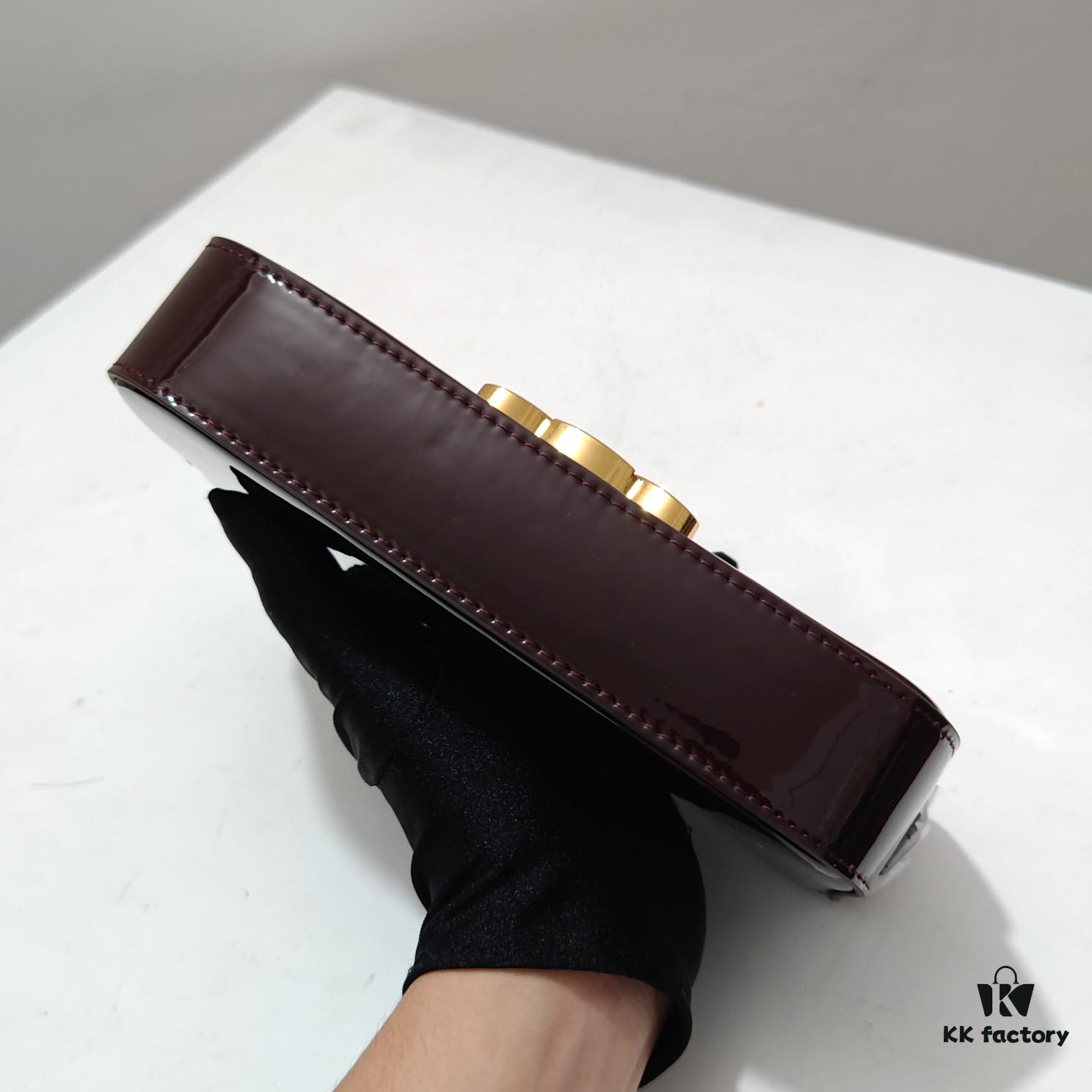 Top Quality Original Celine Triomphe Classic Underarm Bag New Patent Chocolate Brown