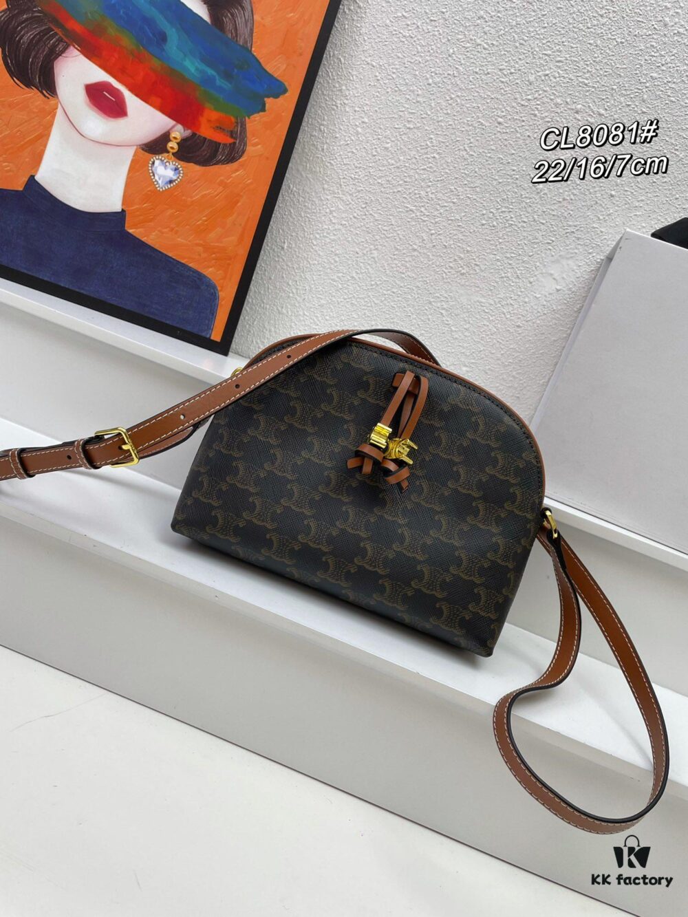 CELINE New Arrival Shell Bag, Zipper Closure, Shoulder Crossbody