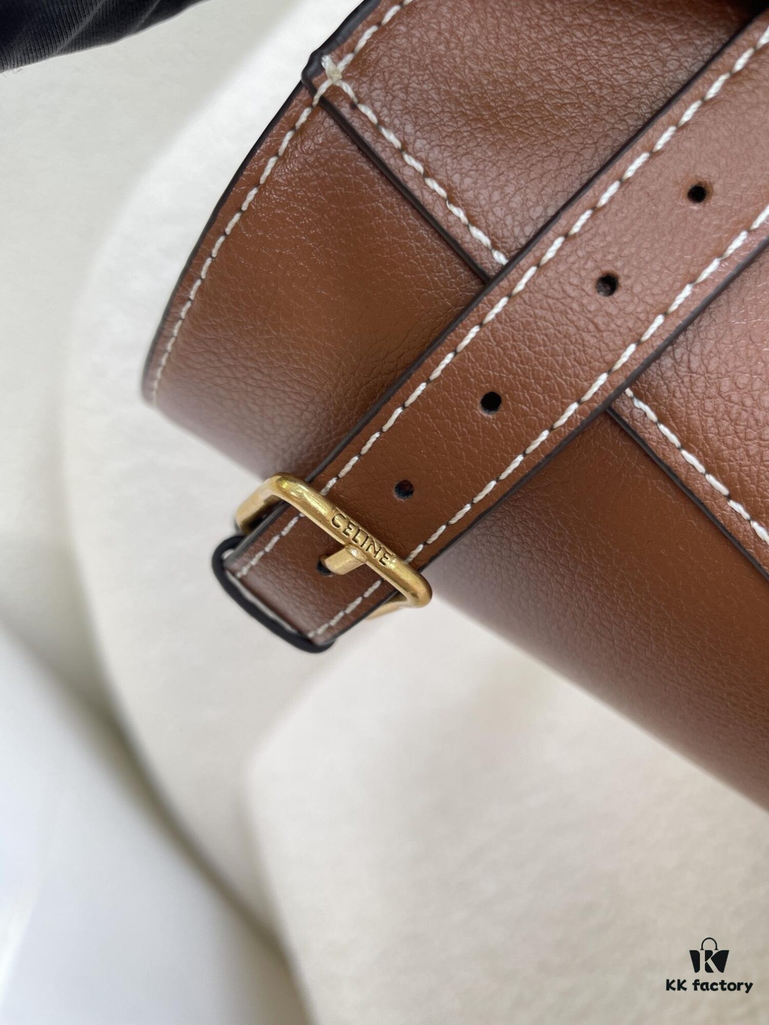 CELINE | CABAS ANAÏS Grainy Calfskin Leather Handbag