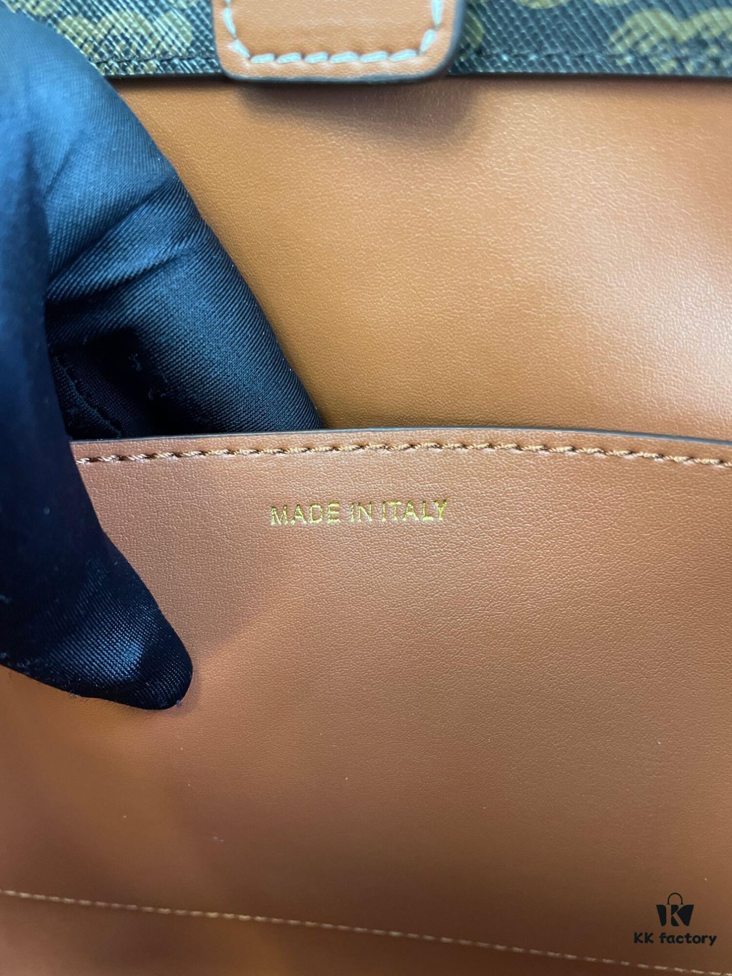 CELINE | CABAS ANAÏS Grainy Calfskin Leather Handbag - Upgraded Version