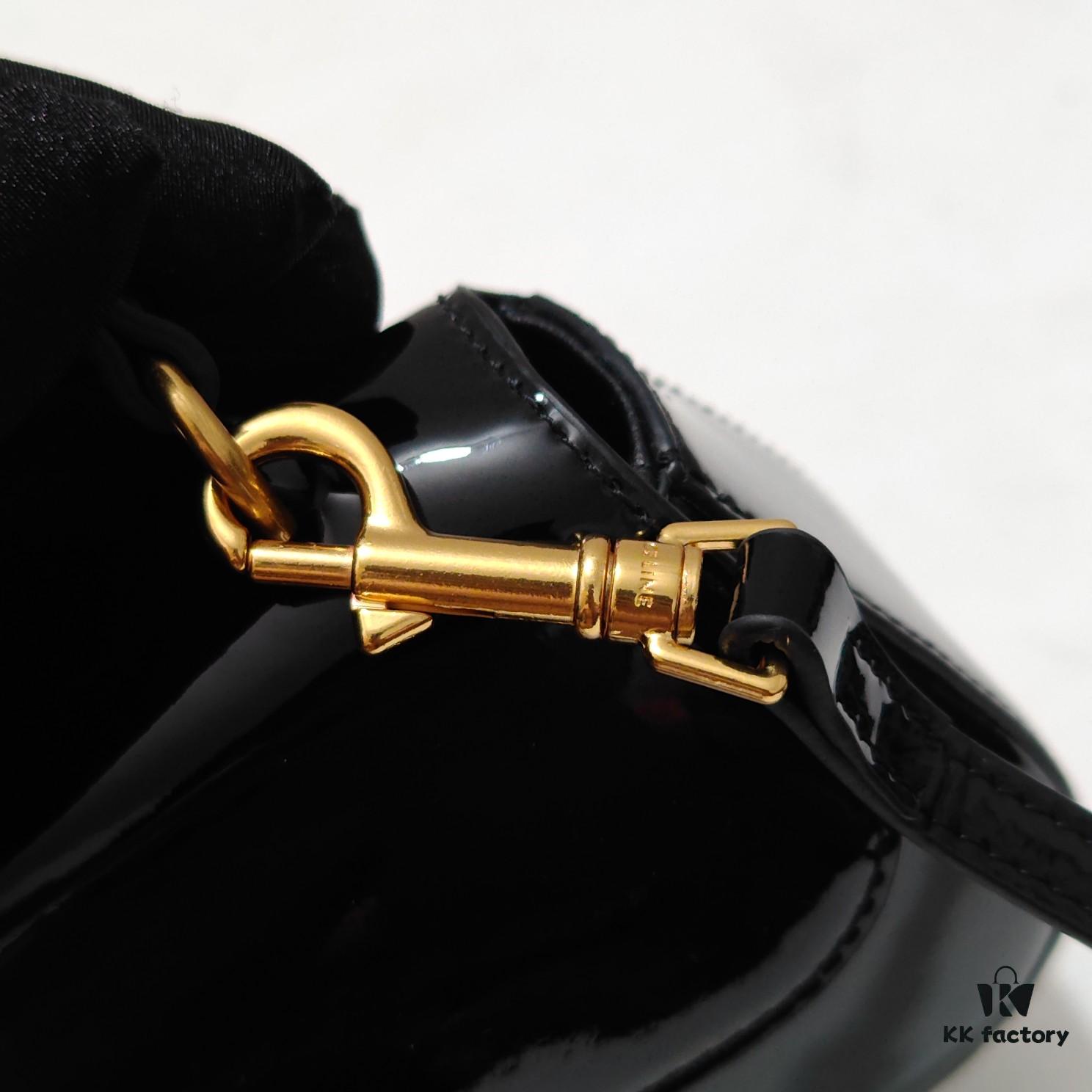 Celine Latest Style TEEN LOLA Shiny Calf Leather Handbag