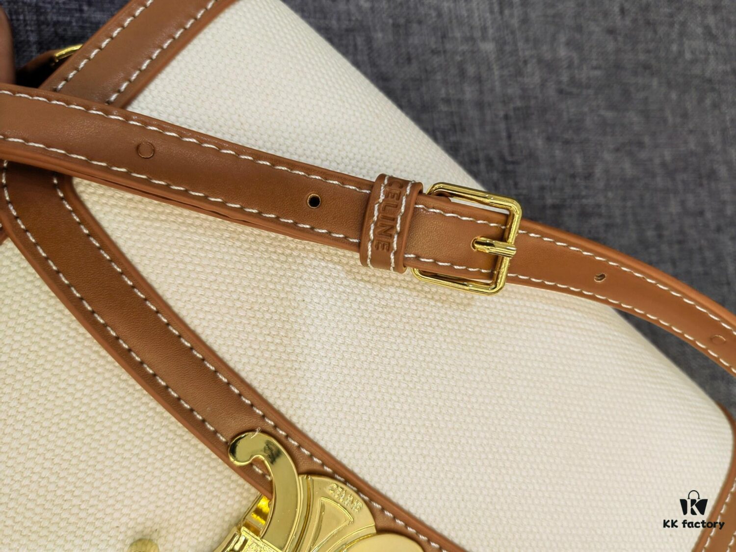 CELINE Triumph Arch Box Teen Shoulder Bag, Vintage Style Women's Single-Shoulder Crossbody Bag