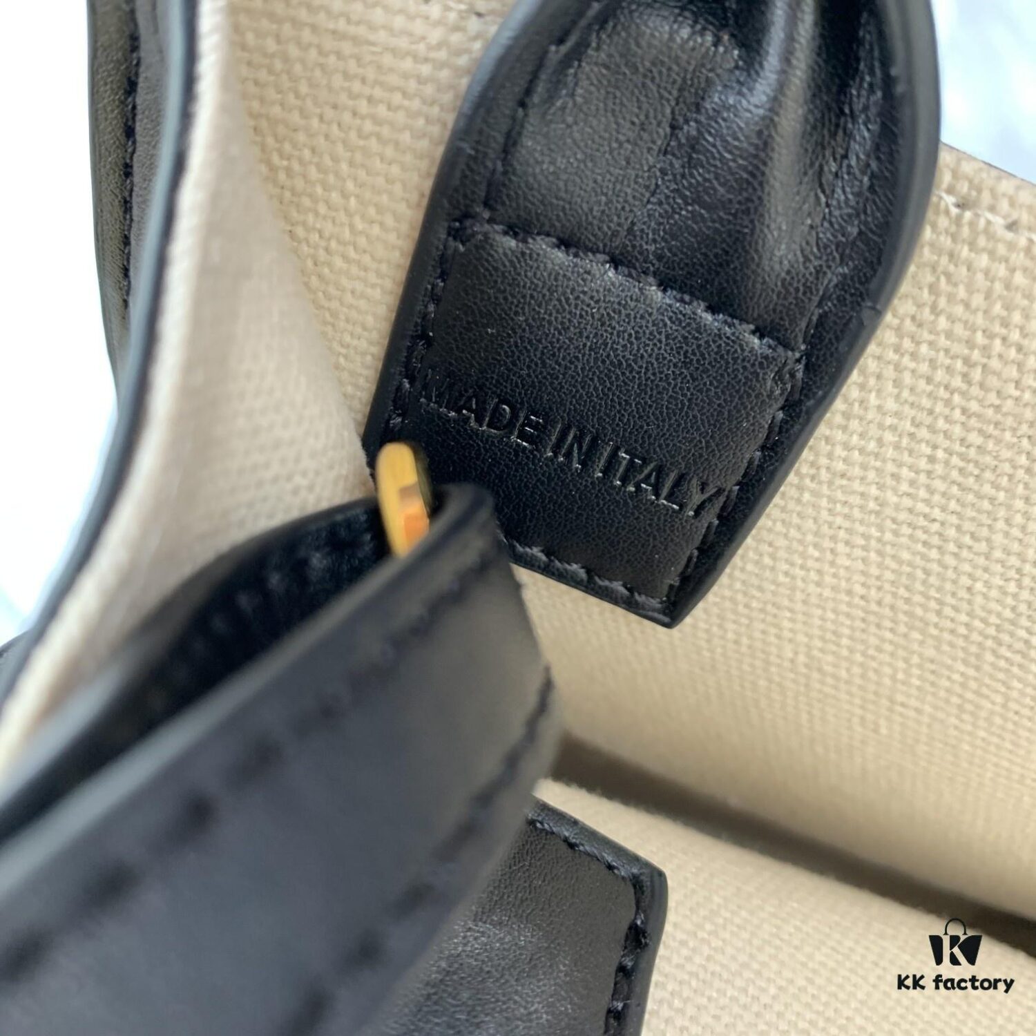 Mini CELINE Print Synthetic Leather and Cowhide Vertical Handbag in Fabric Design C194372 with Black Accents, Adjustable and Removable Leather Shoulder Strap (50cm)