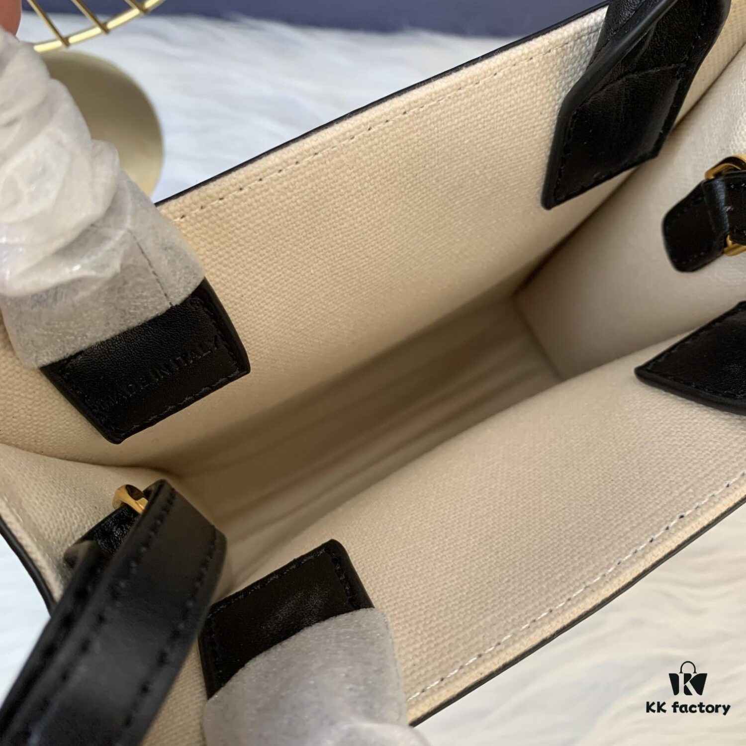 Mini CELINE Print Synthetic Leather and Cowhide Vertical Handbag in Fabric Design C194372 with Black Accents, Adjustable and Removable Leather Shoulder Strap (50cm)