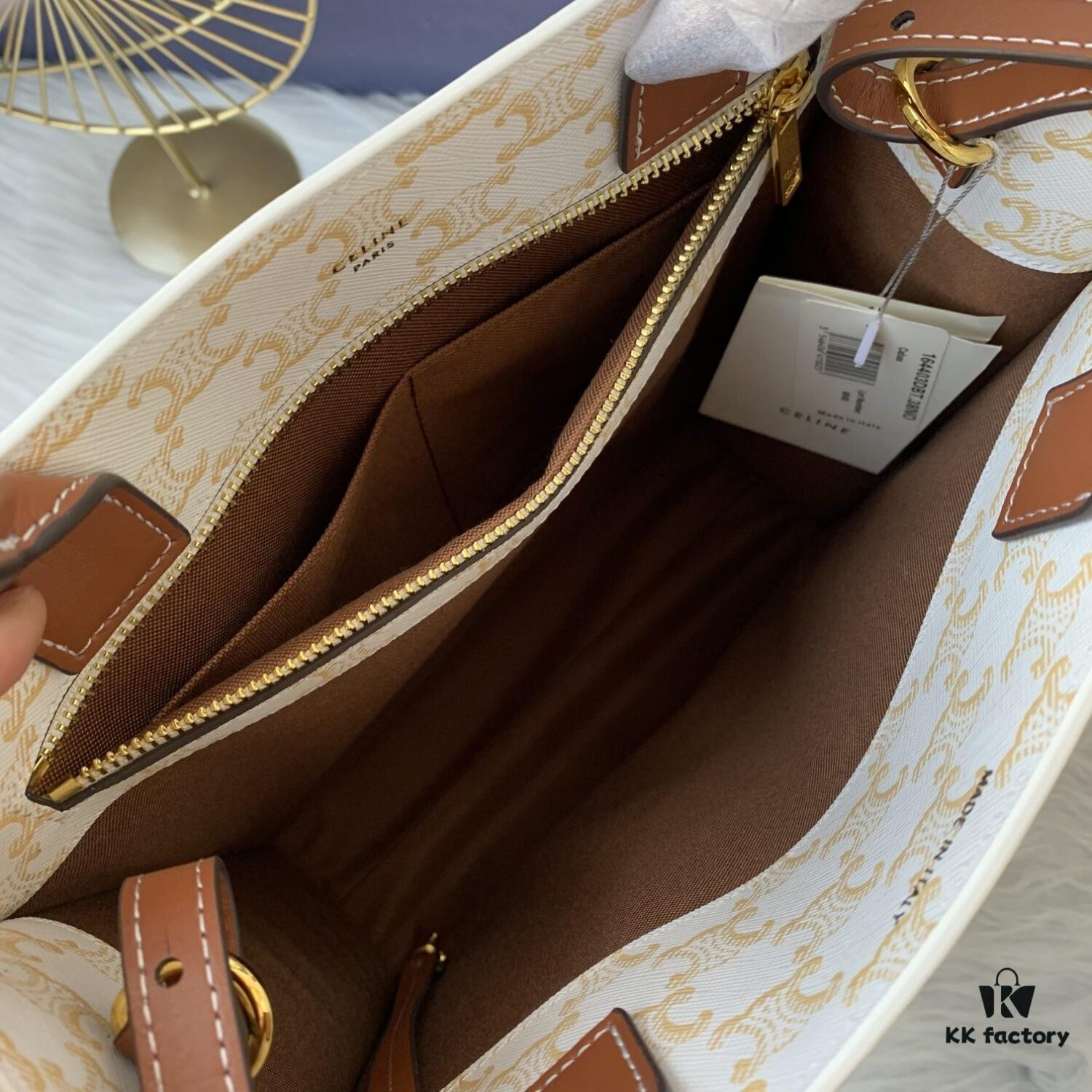 C192088 Apricot Flower Medium, Medium Celine Floral Print Genuine Leather and Cowhide Vertical Handbag with Adjustable Detachable Leather Shoulder Strap (50cm)