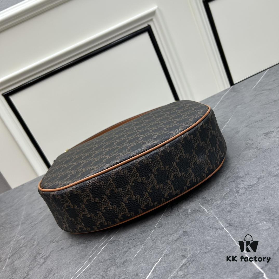 New Launch: CELINE HELOISE Calfskin Leather Handbag, Small Calfskin HÉLOÏSE Underarm Bag – Must-Have for Autumn/Winter