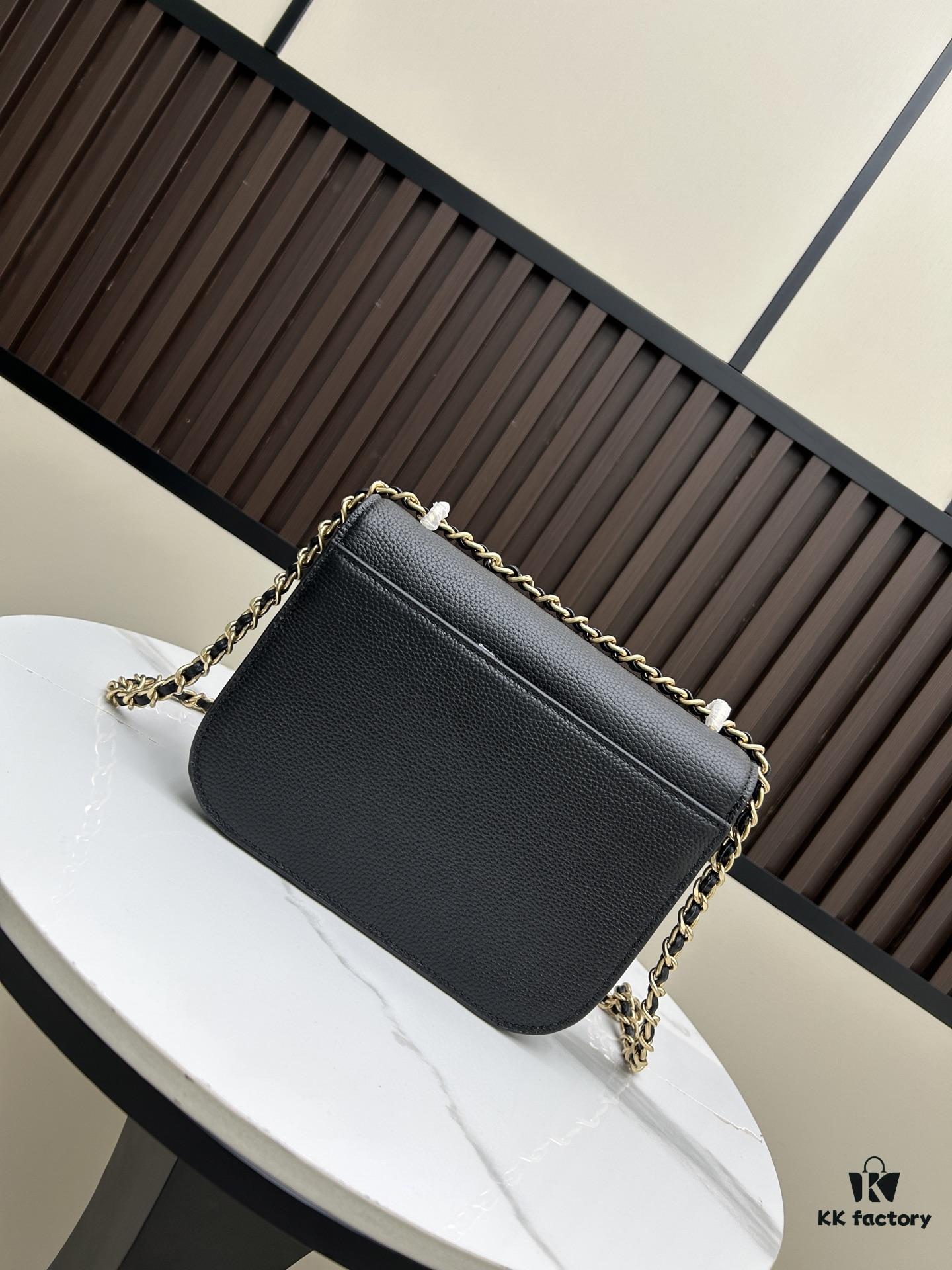 New Tory Burch Britten Medium Crossbody Chain Shoulder Bag for Women, Black and Beige, In Stock, Size 22×8×16CM