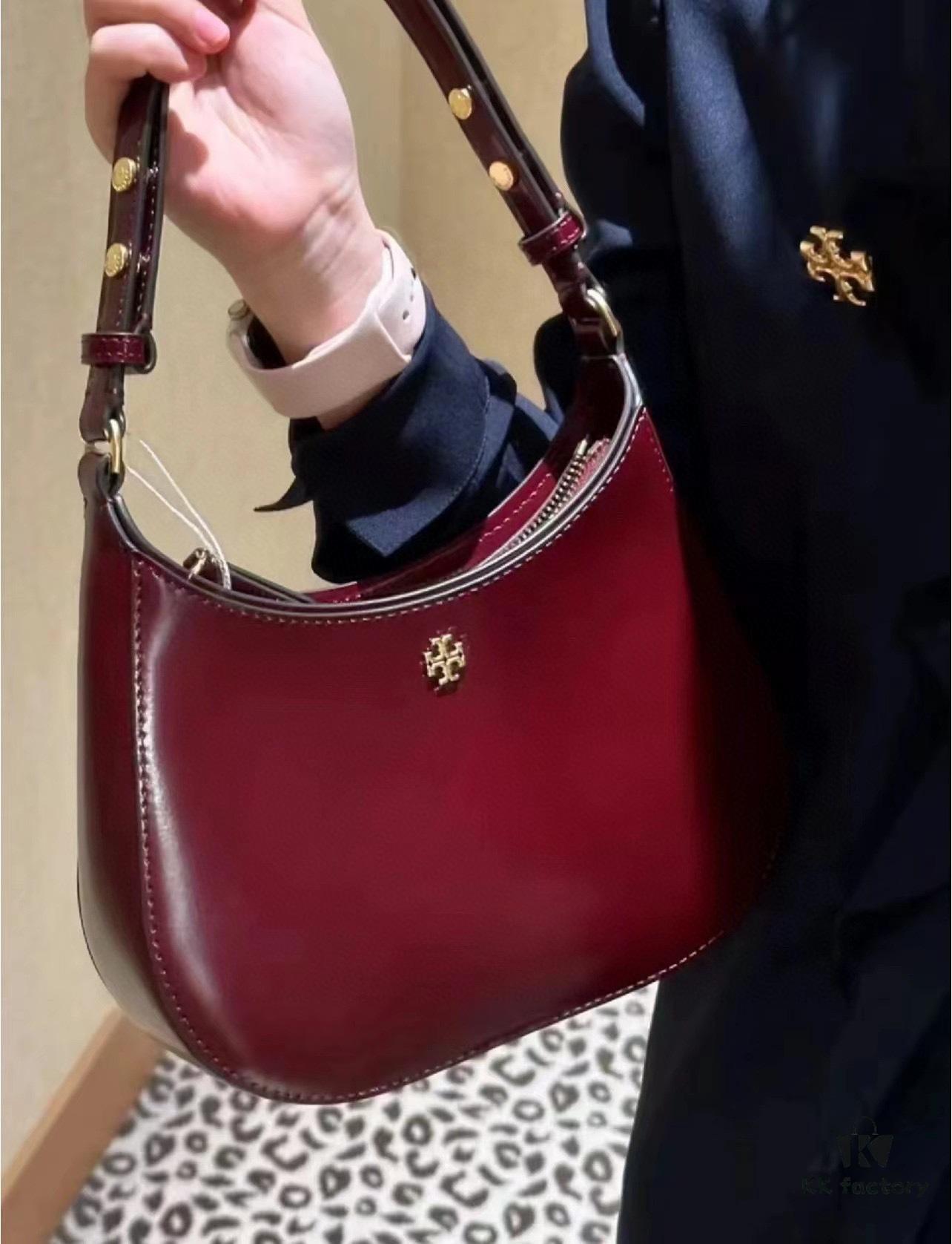 Tory Burch Emerson Series New Arrival Crossbody Bag in Full Leather with Quilted Calfskin