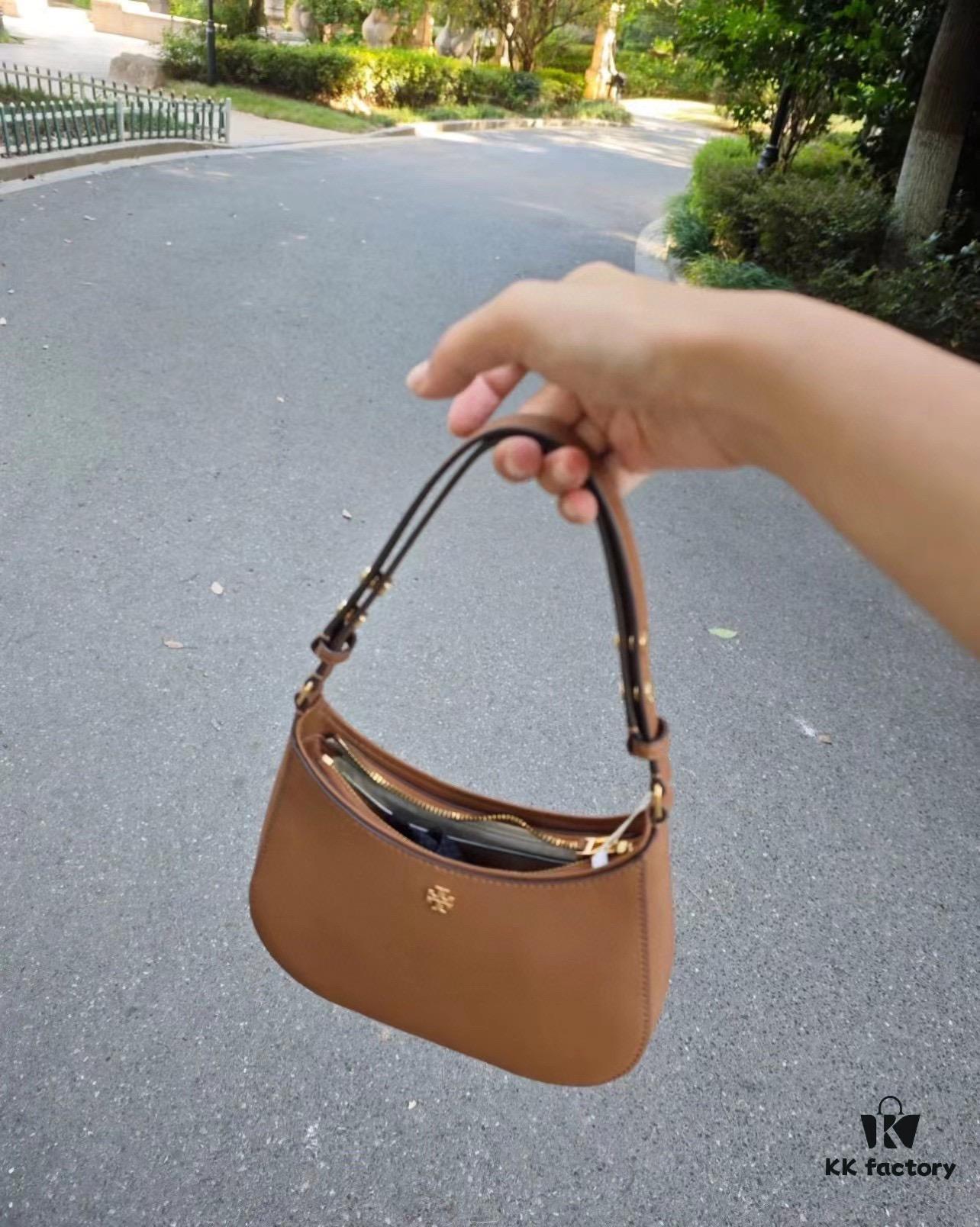 Tory Burch Emerson Series New Arrival Crossbody Bag in Full Leather with Quilted Calfskin