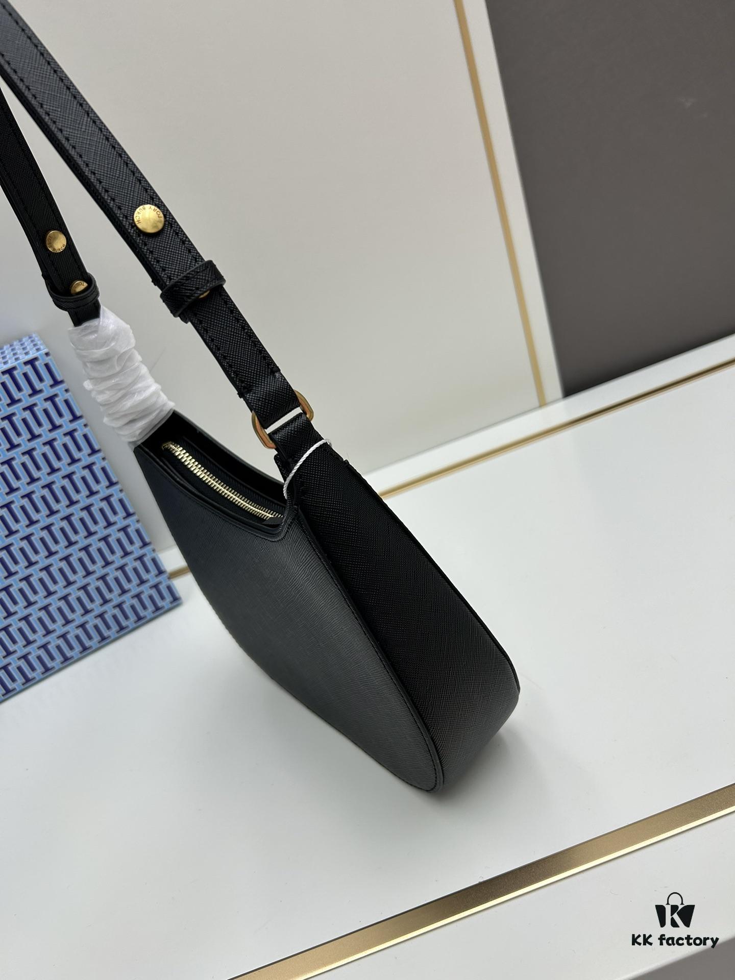 Tory Burch Emerson Series New Arrival Crossbody Bag in Full Leather with Quilted Calfskin