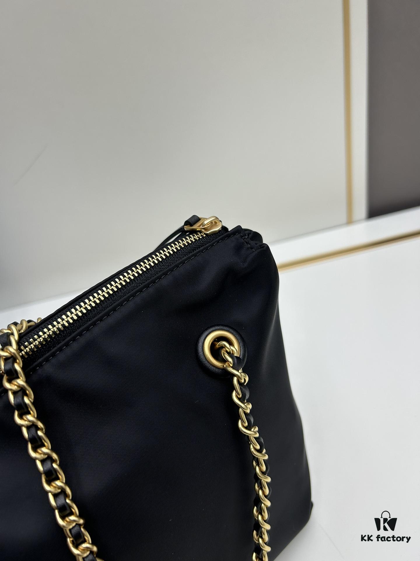 Tory Burch Ella Mini Crossbody Bag in Recycled Nylon – Lightweight and Stylish with Braided Chain