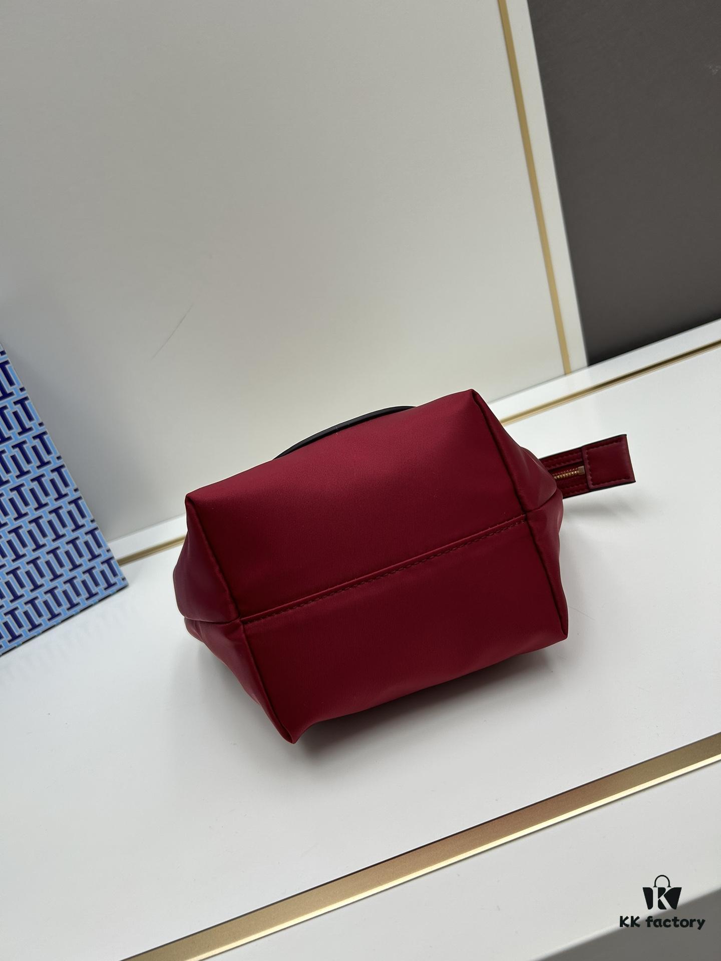 Tory Burch Ella Mini Crossbody Bag in Recycled Nylon – Lightweight and Stylish