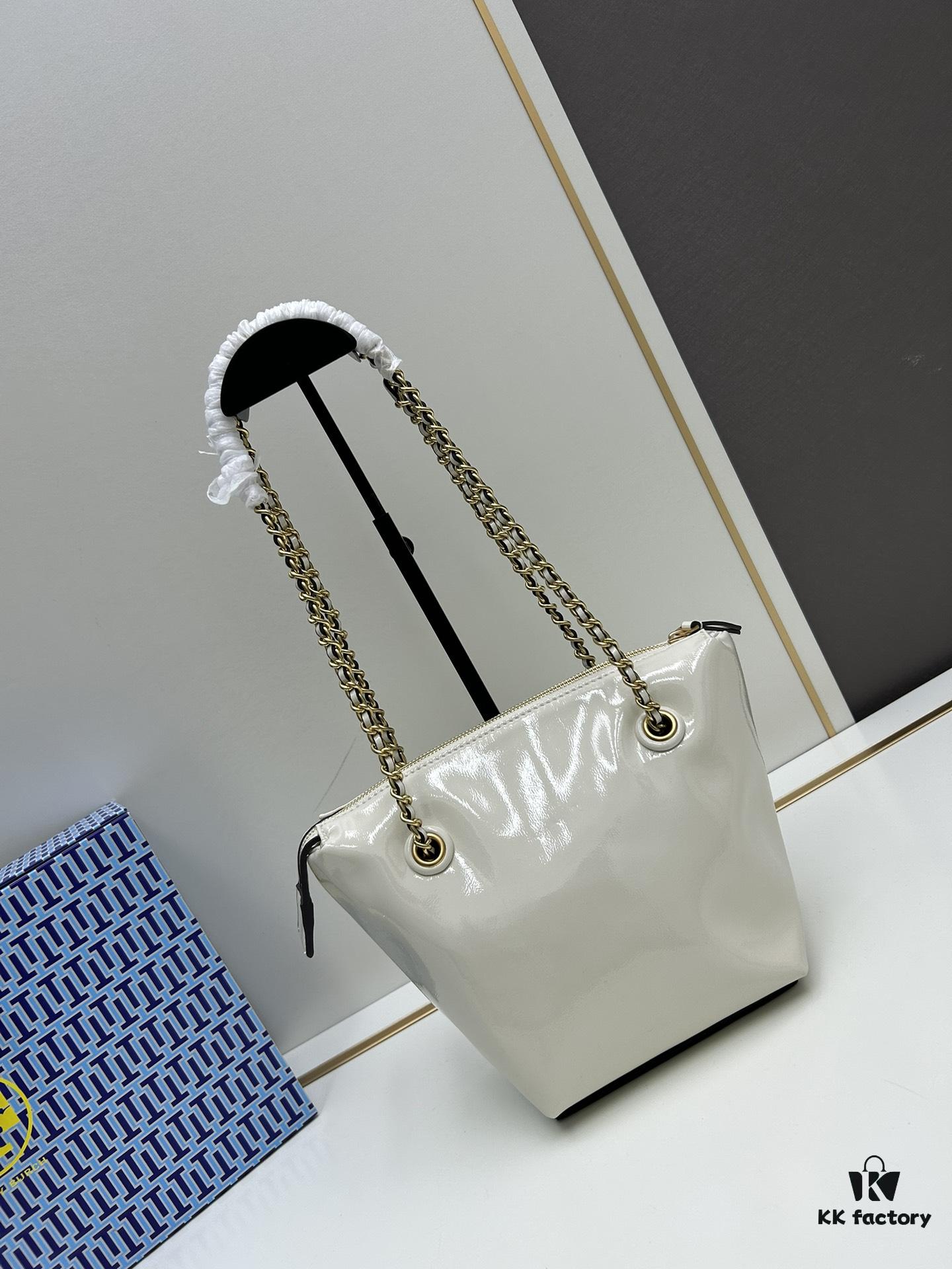 Tory Burch Ella Small Crossbody Bag in Recycled Nylon – Lightweight and Stylish with Woven Chain Strap