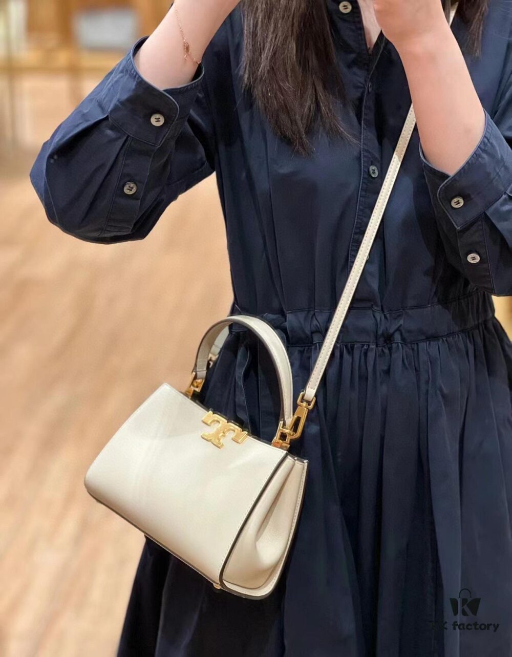 Authentic Quality [Full Genuine Leather Series, New Arrival with Attention to Detail] Tory Burch Eleanor Leather Handbag