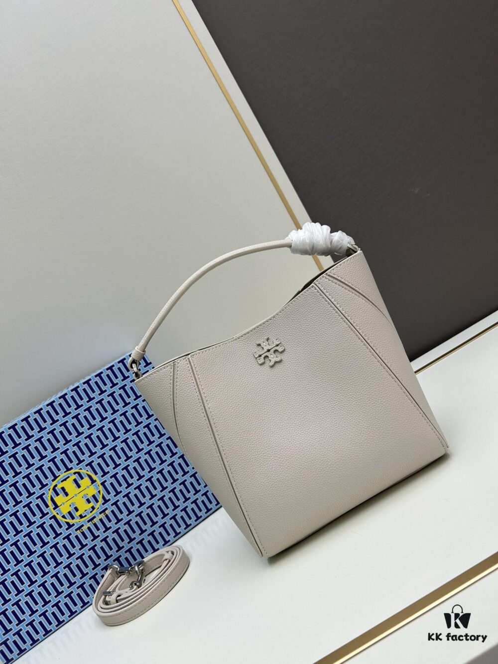 Original Quality [Full Genuine Leather Series, New Arrival with Attention to Detail] Tory Burch McGraw Hobo