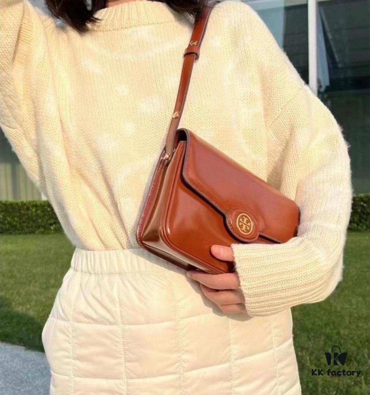 New Arrival TORY BURCH Robinson Series Dual-Use Shoulder Bag – Spazzolato Shiny Patent Leather Messenger Bag