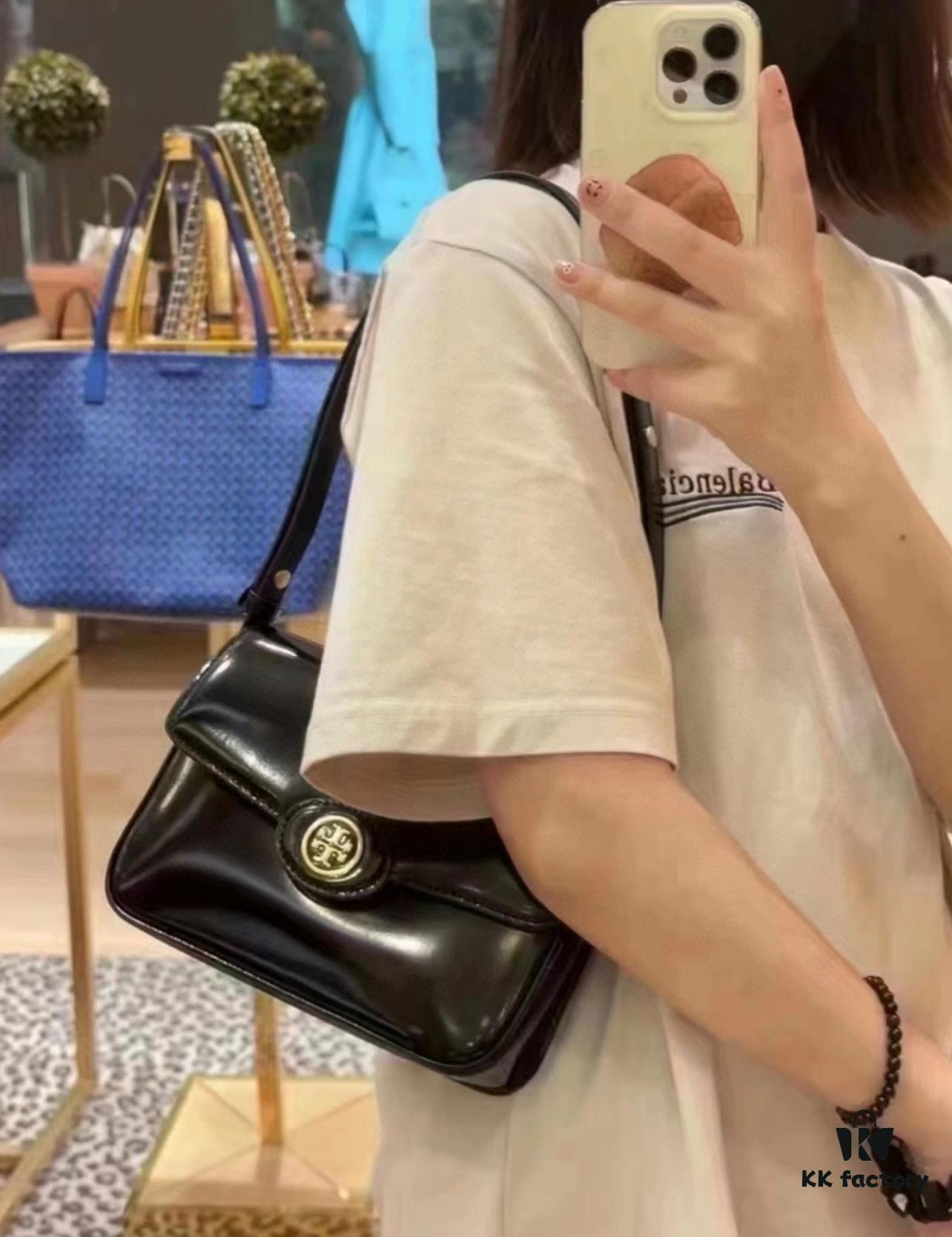 New Arrival TORY BURCH Robinson Series Dual-Use Shoulder Bag – Spazzolato Shiny Patent Leather Messenger Bag