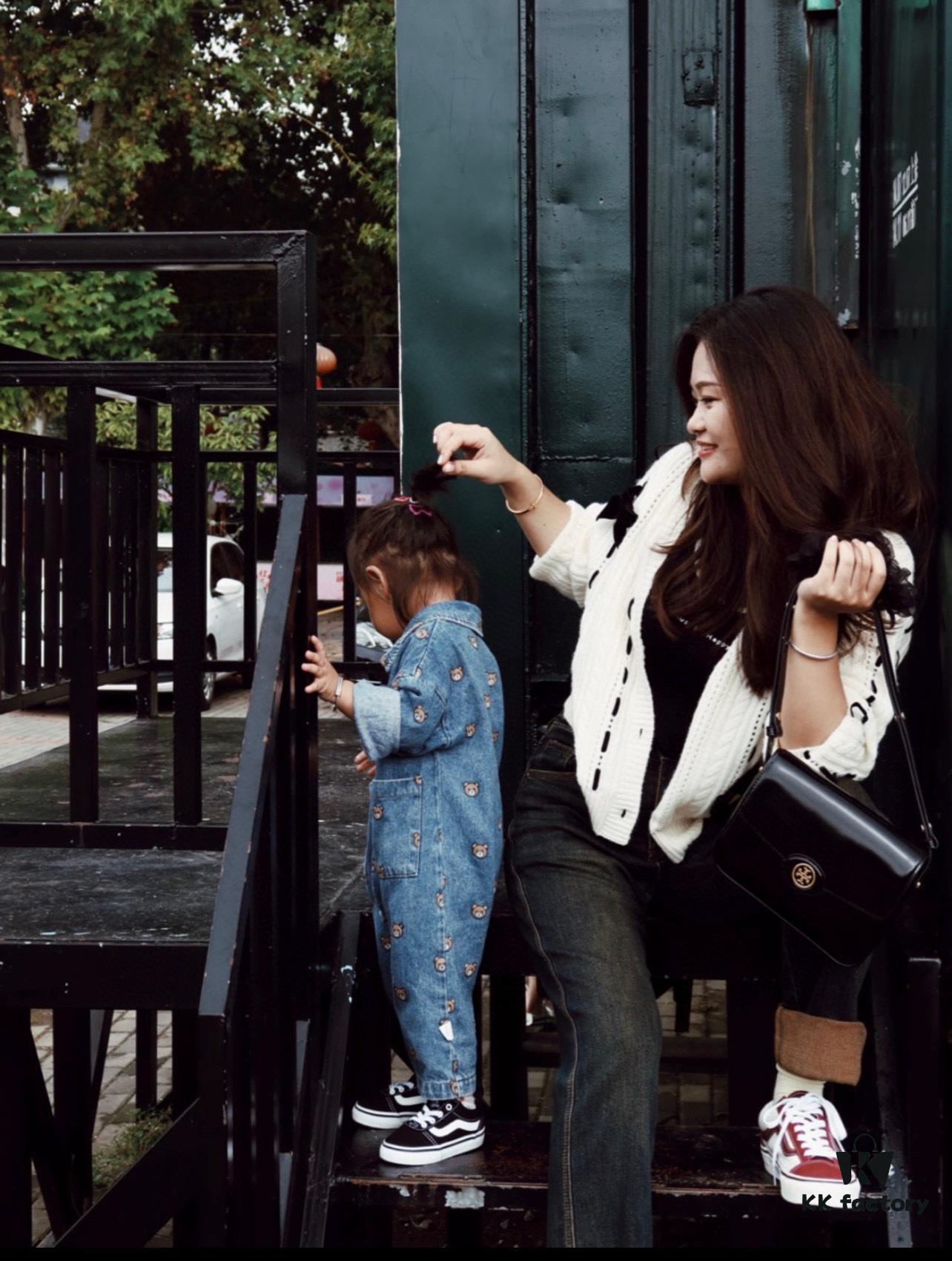 New Arrival TORY BURCH Robinson Series Dual-Use Shoulder Bag – Spazzolato Shiny Patent Leather Messenger Bag