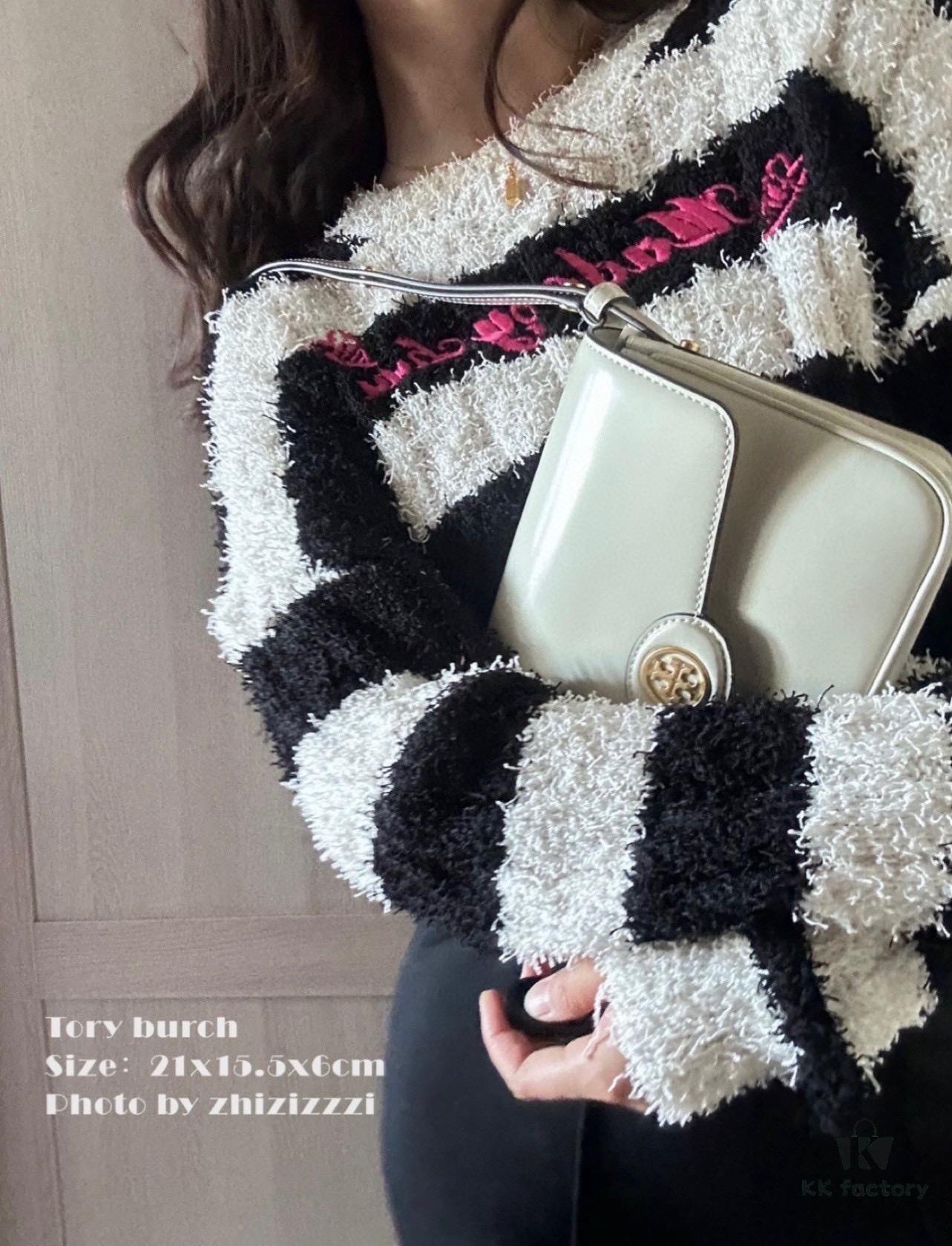 New Arrival Tory Burch Robinson Series Dual-Use Shoulder Bag – Oil-Diffuser Style, Attention to Detail