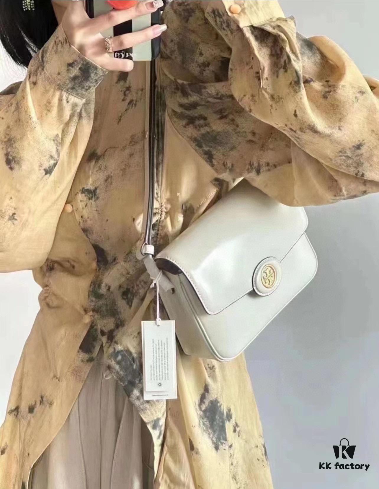 New Arrival Tory Burch Robinson Series Dual-Use Shoulder Bag – Oil-Diffuser Style, Attention to Detail