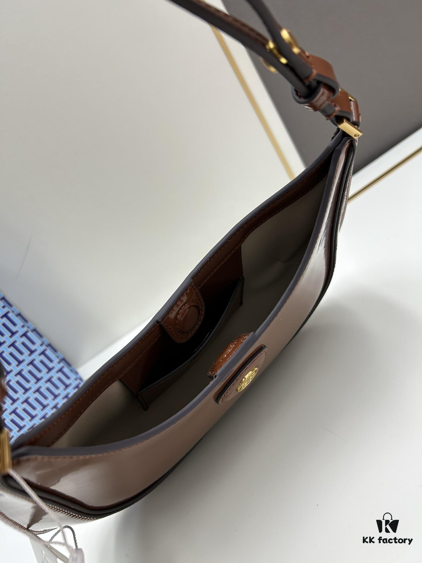 Original Quality [Full Leather Series, New Arrival with Attention to Details] TORY BURCH ROBINSON New Crescent Shoulder Bag Premium Leather Fashionable and Timeless Design with Meticulous Craftsmanship Functional and Versatile