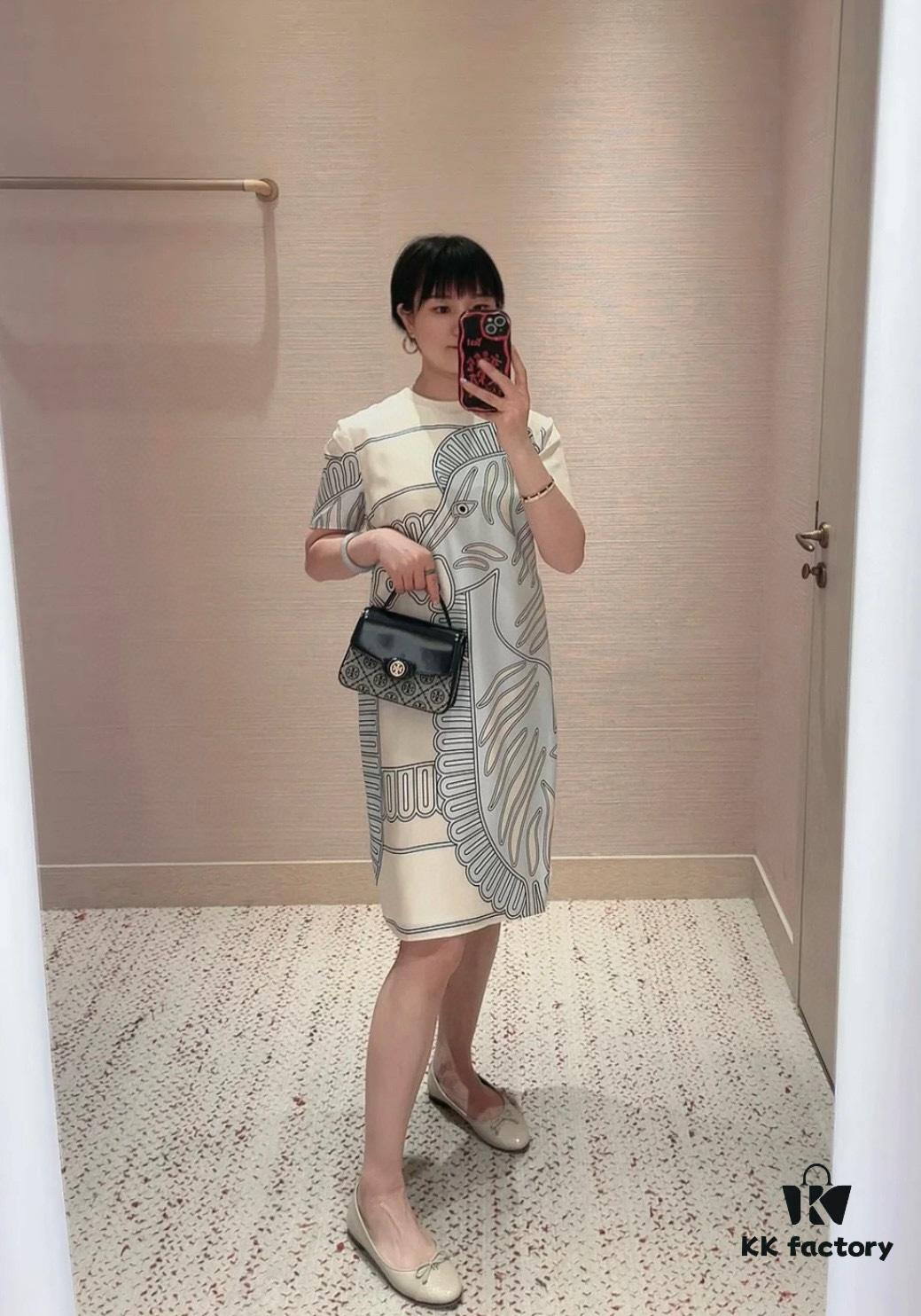 New TORY BURCH Robinson Series Patent Leather Motorcycle Bag – Classic Foldover Handbag with Multiple Carrying Options