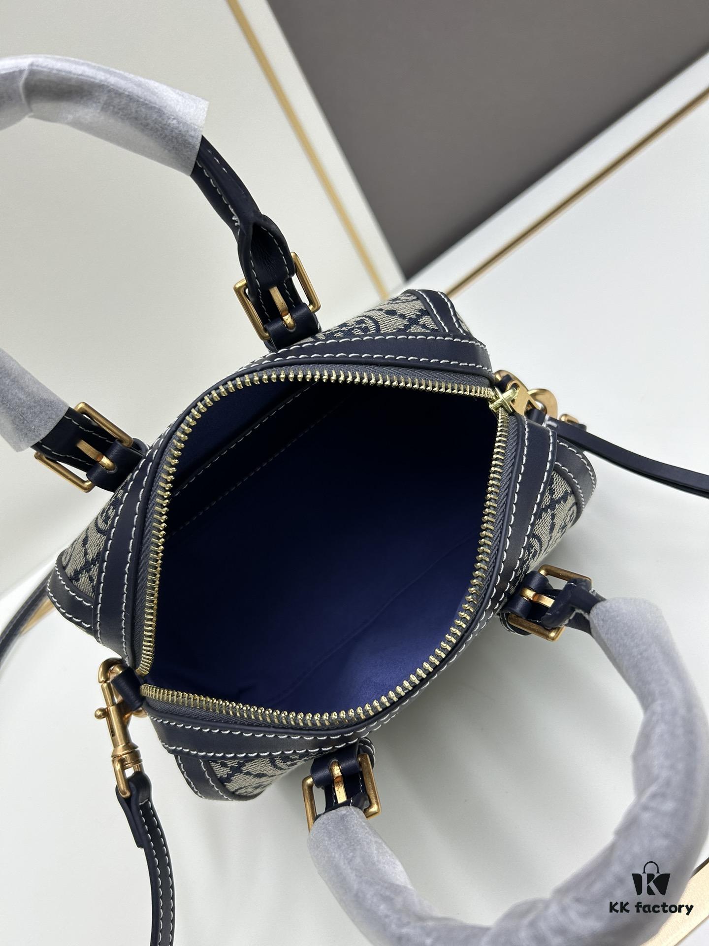 Small Size [New Arrival Attention to Detail] TORY BURCH T Monogram Mini Jacquard Barrel Bag