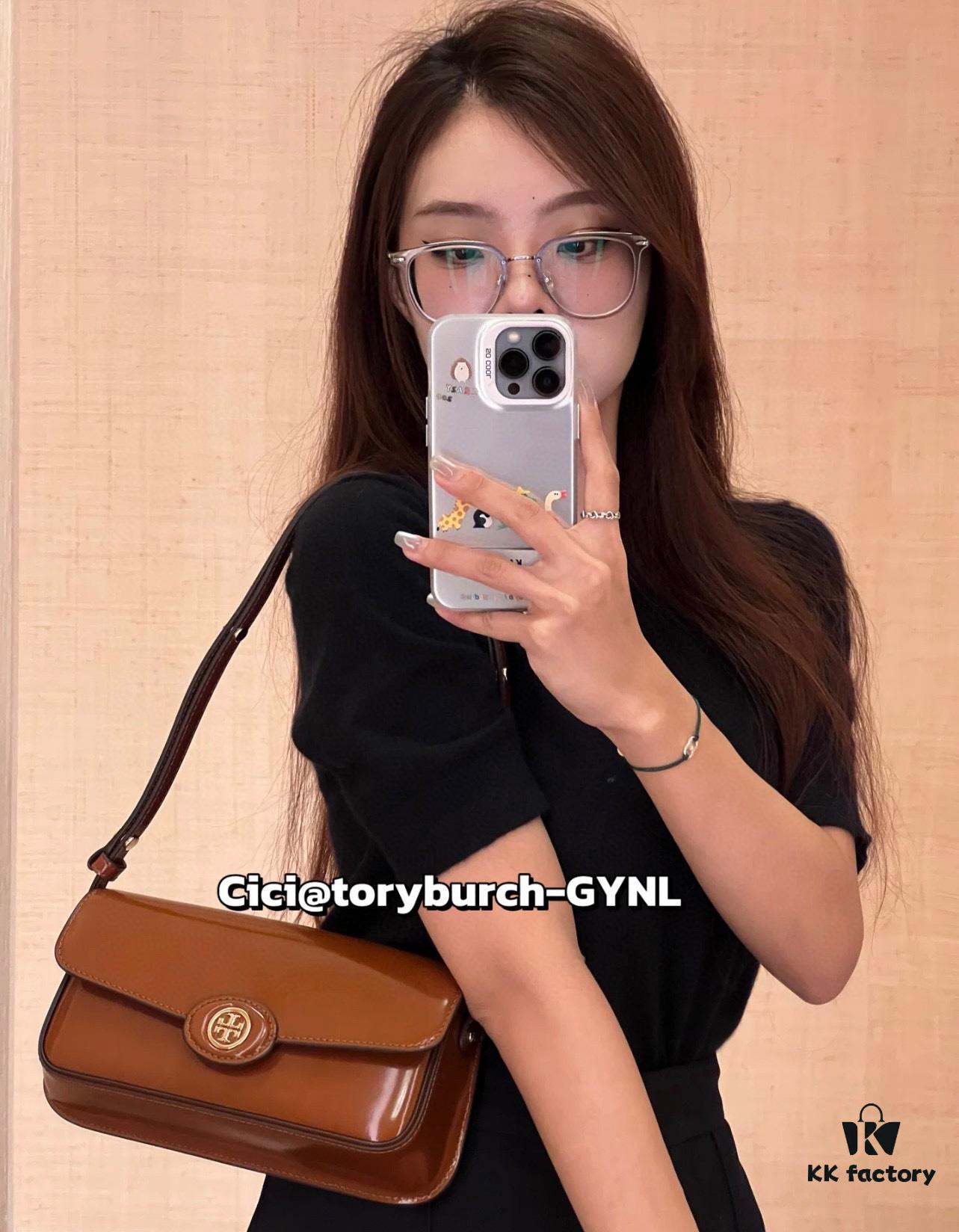 Tory Burch Robinson Rectangular Shoulder Bag, Full Leather Series, New Arrival with Attention to Detail