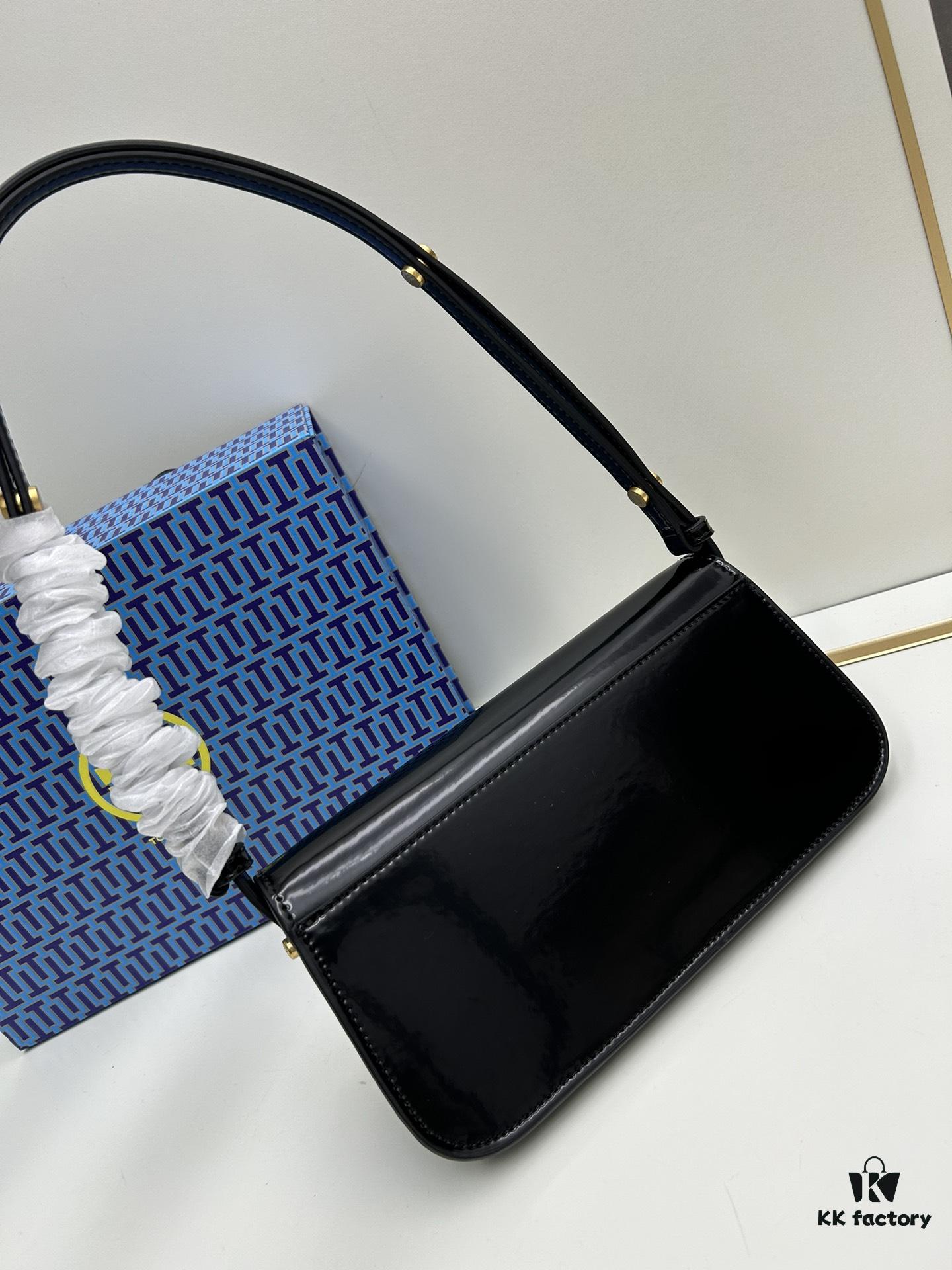 Full Leather Series, New Arrival Attention to Detail: Tory Burch Robinson Rectangular Shoulder Bag