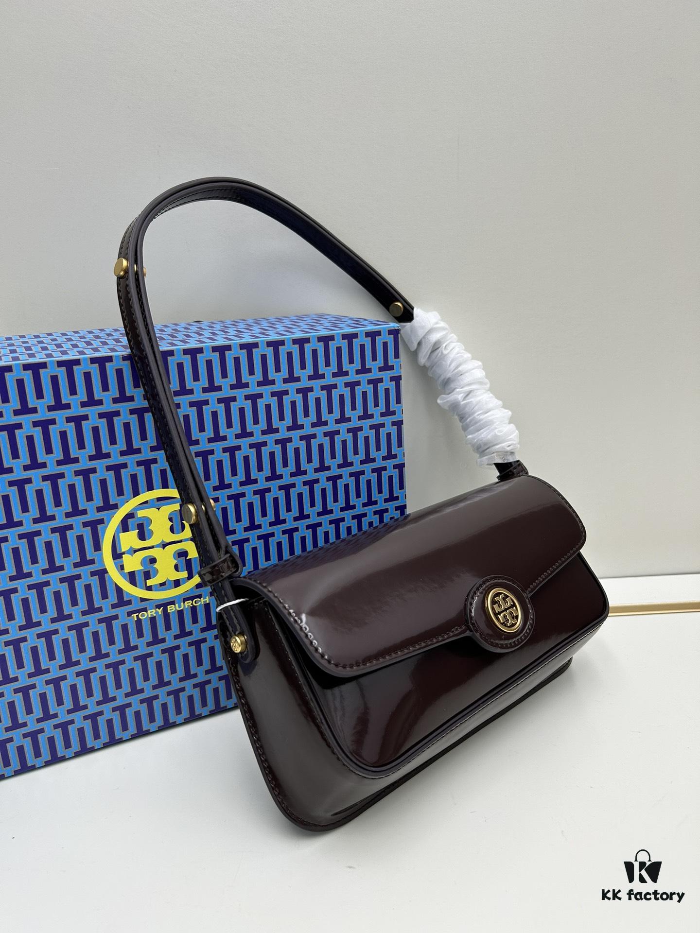 Full Leather Series, New Arrival with Attention to Detail – Tory Burch Robinson Rectangular Shoulder Bag