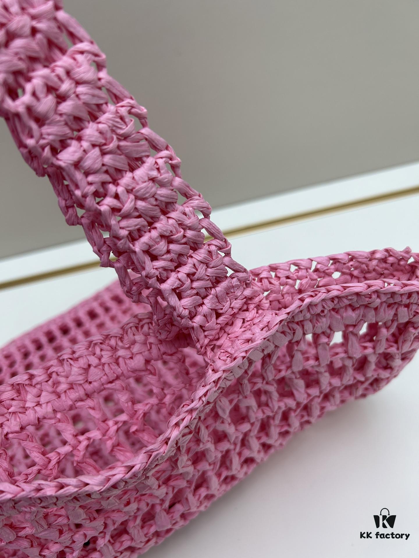 Raffia Fiber Tote Bag