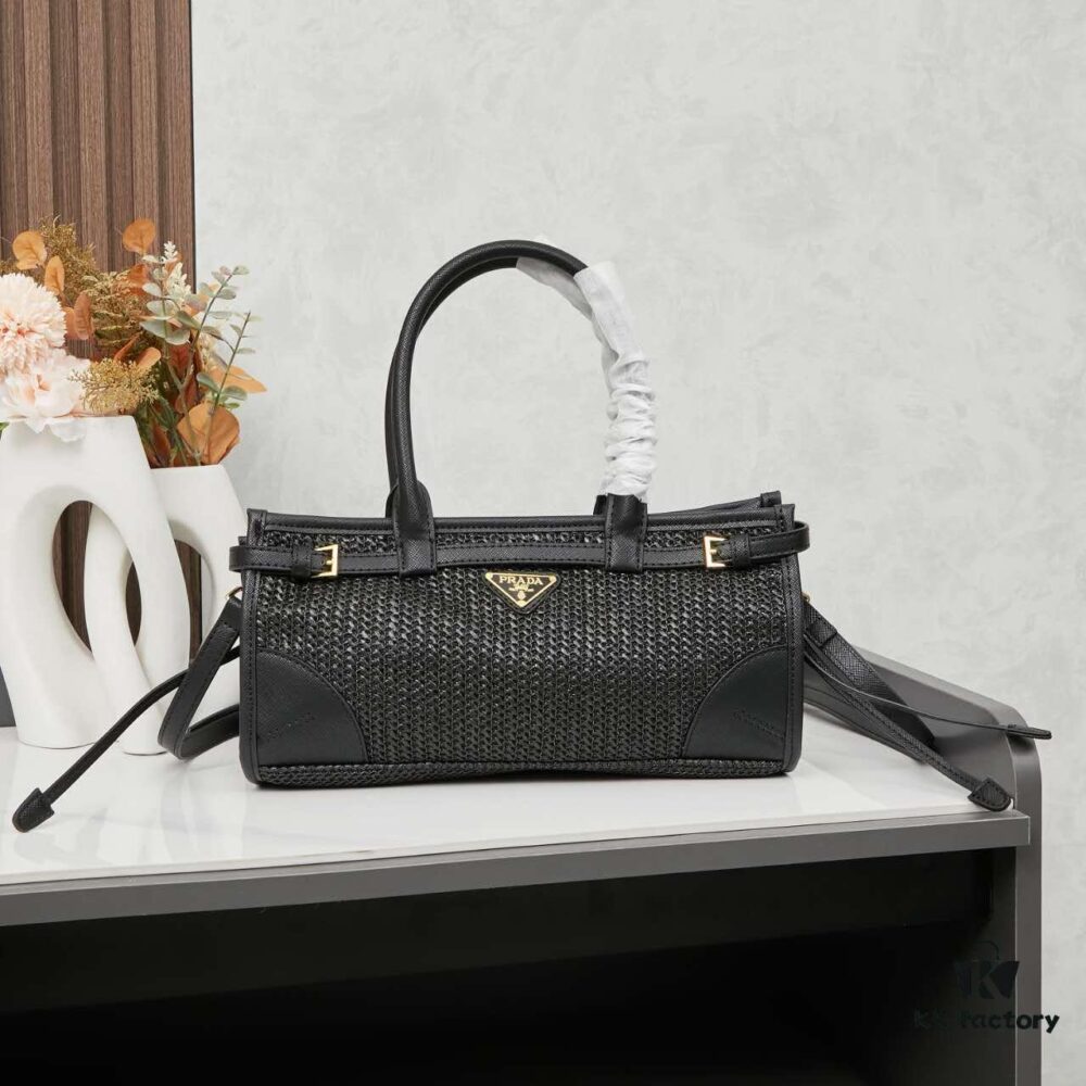 Prada Woven Bag, Style 2513, Size 32✕15✕11