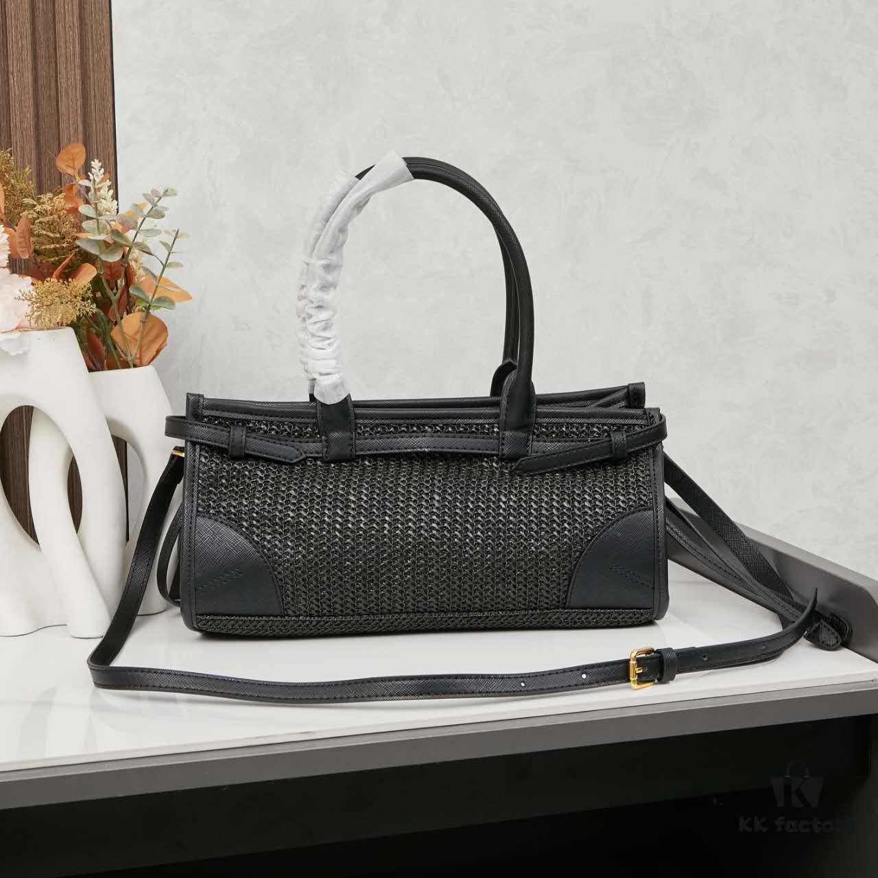 Prada Woven Bag, Style 2513, Size 32✕15✕11