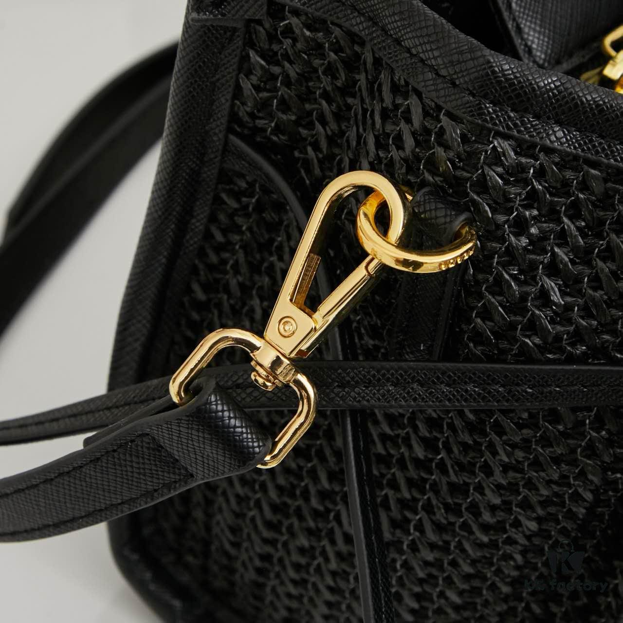 Prada Woven Bag, Style 2513, Size 32✕15✕11