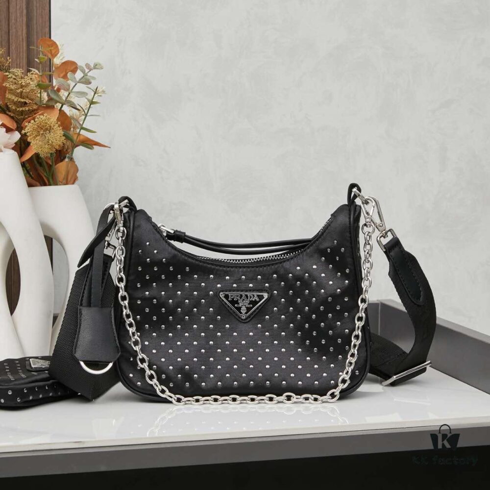 Prada Hobo Three-in-One Bag with Box! One Bag, Multiple Uses, Beautiful Design
