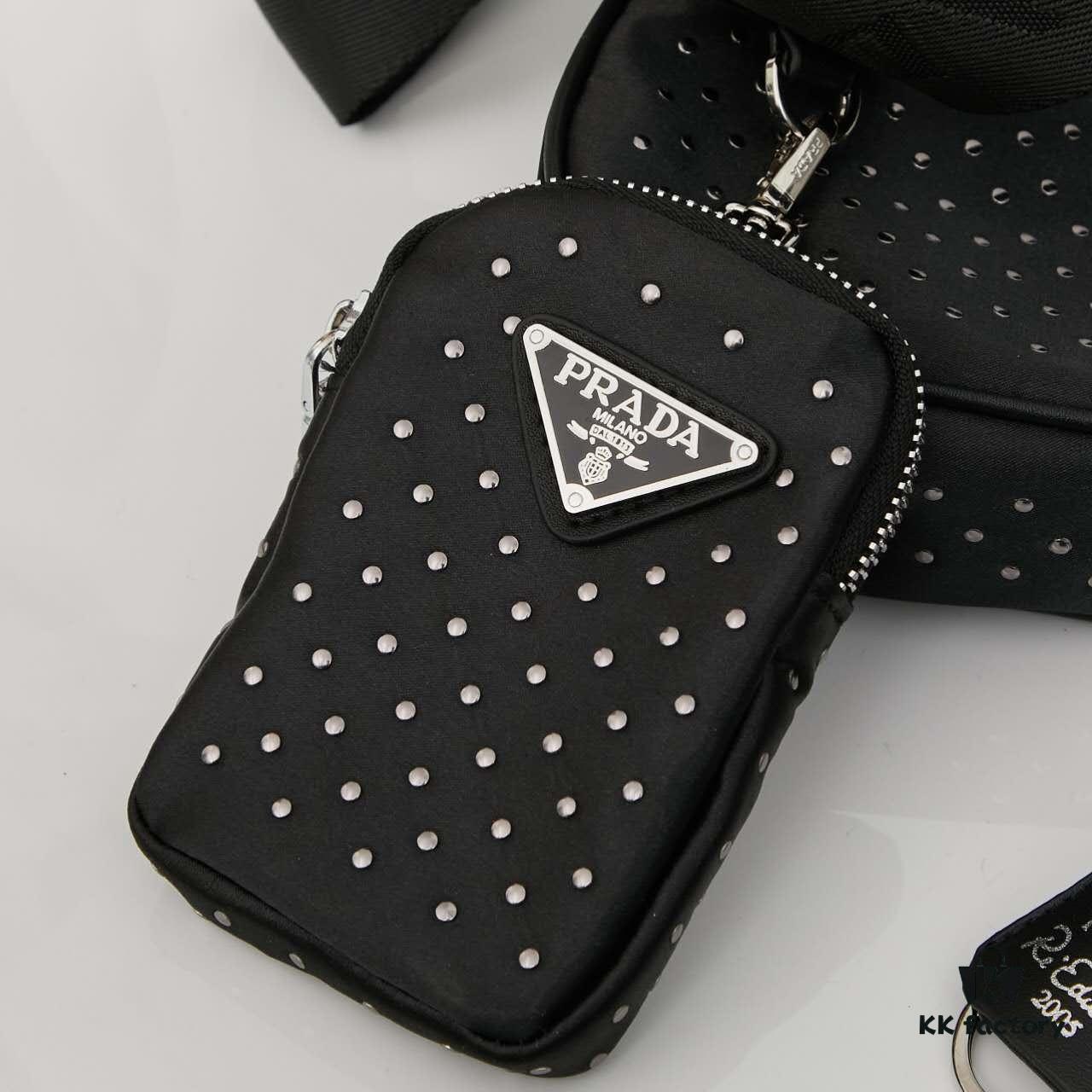 Prada Hobo Three-in-One Bag with Box! One Bag, Multiple Uses, Beautiful Design