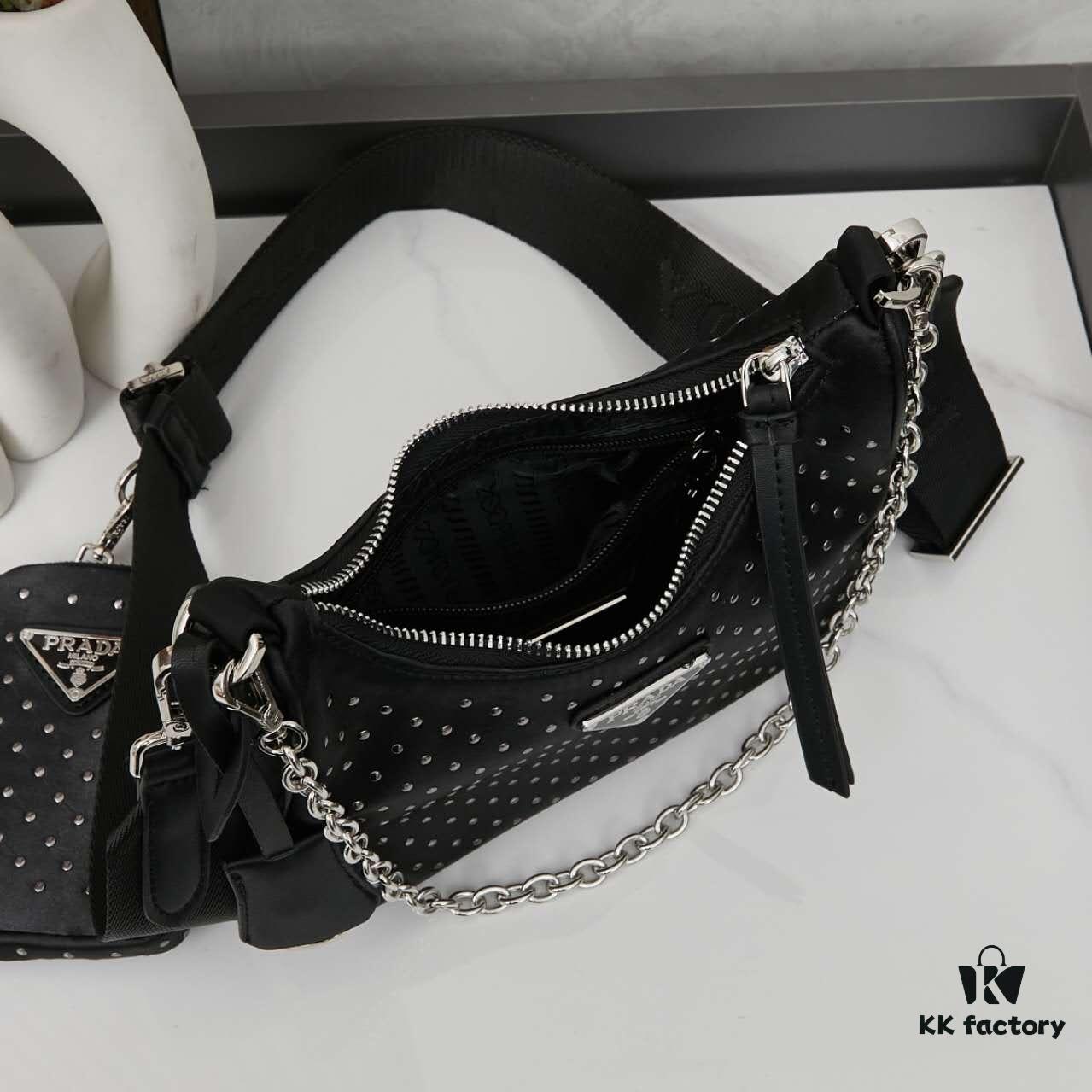 Prada Hobo Three-in-One Bag with Box! One Bag, Multiple Uses, Beautiful Design