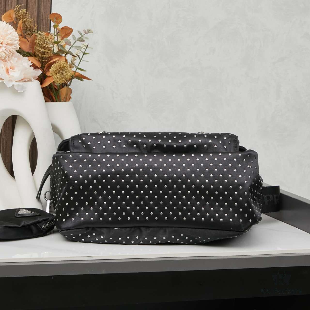 Box Included, Rivet Series! This Cool Bag Deserves a Cool Look