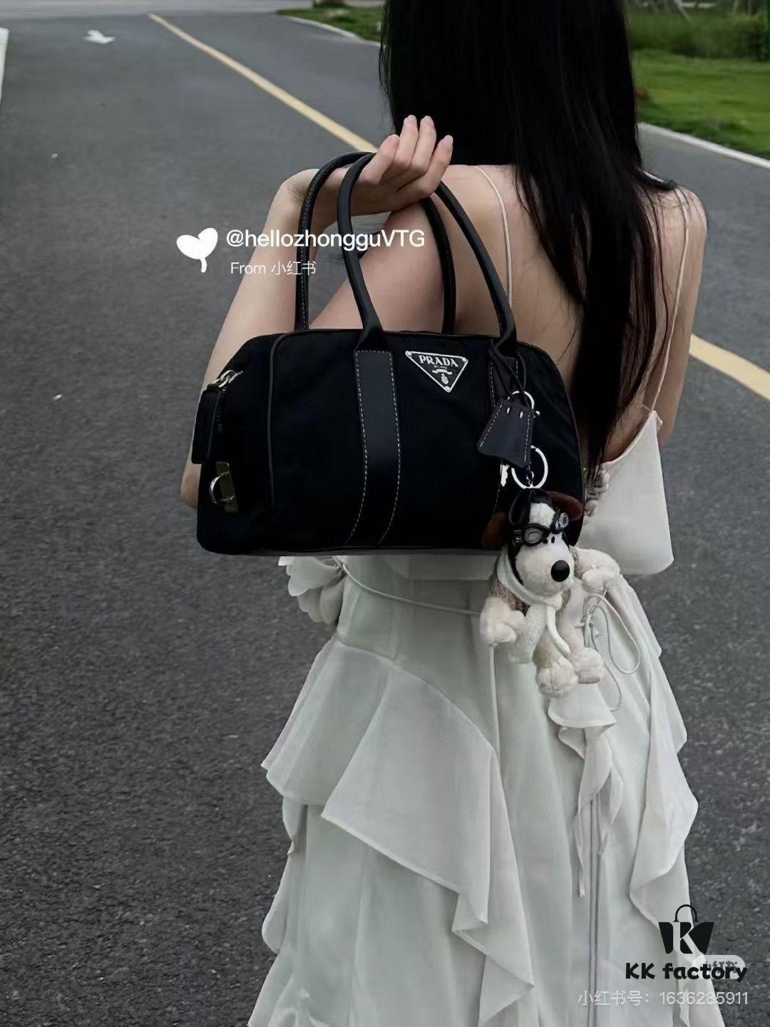 Large-sized Prada is the god of fashion in ancient Greece!