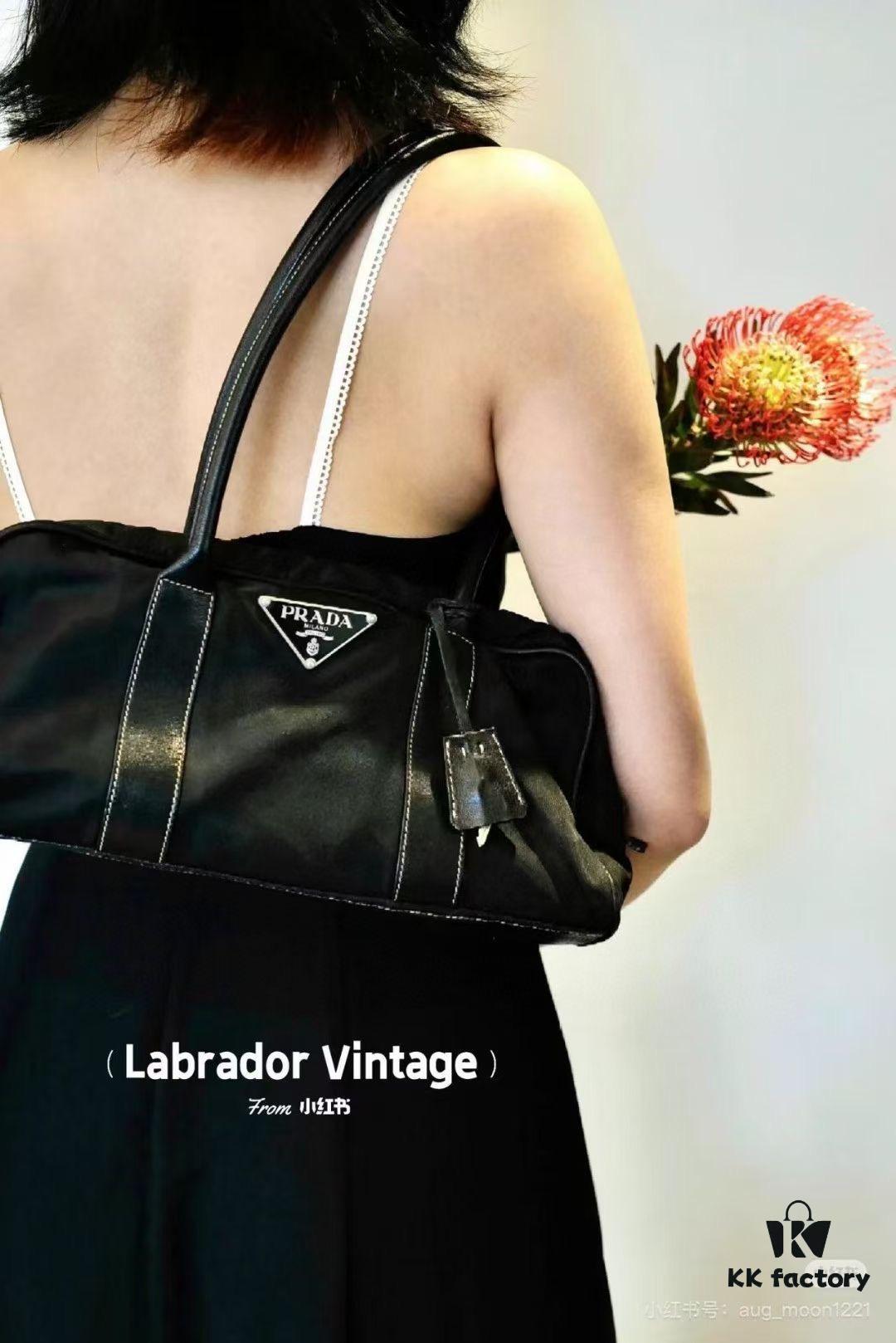 Large-sized Prada is the god of fashion in ancient Greece!