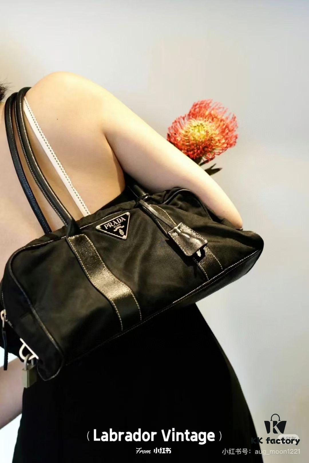 Large-sized Prada is the god of fashion in ancient Greece!