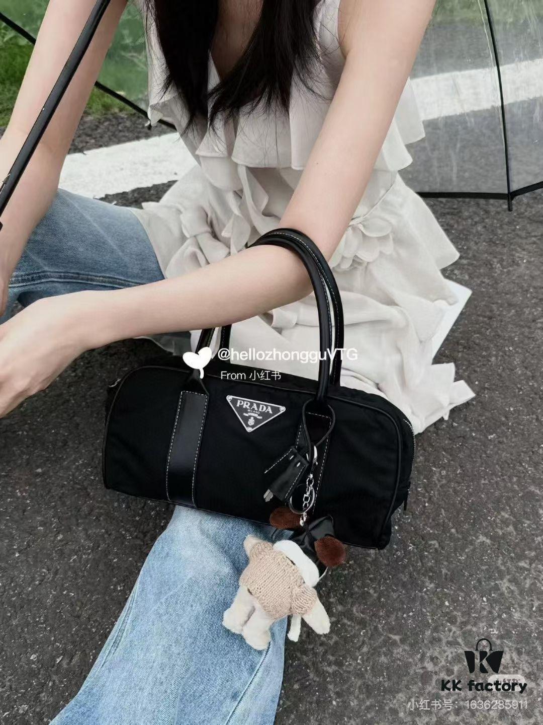 Large-sized Prada is the god of fashion in ancient Greece!