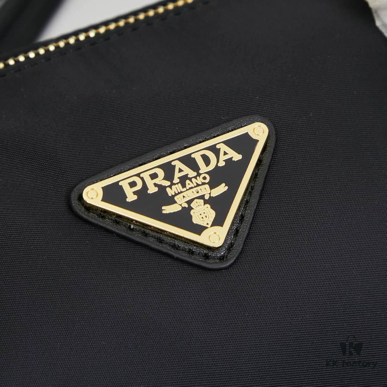 Prada Cabbage Collection Premium Set | Rose Gold Hardware Baguette Bag 🖤|||▓ PRADA Rose Gold Hardware Baguette Bag 🥖