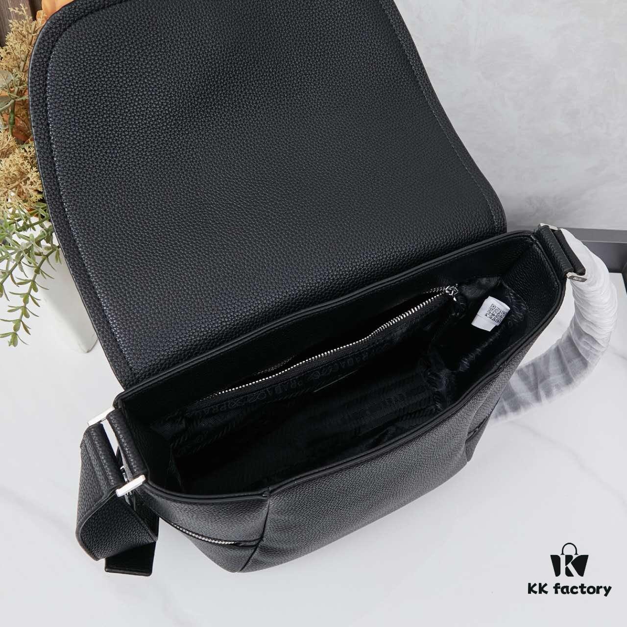 Prada Men's Crossbody Bag in Black Leather with Quilted Texture