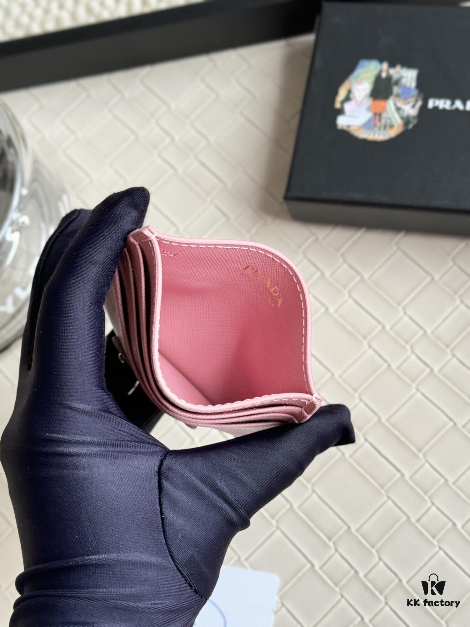 Prada Best-Selling Card Holder Unisex Mini Wallet in Black 1MC025 Triangle Logo Series Nine Colors Available